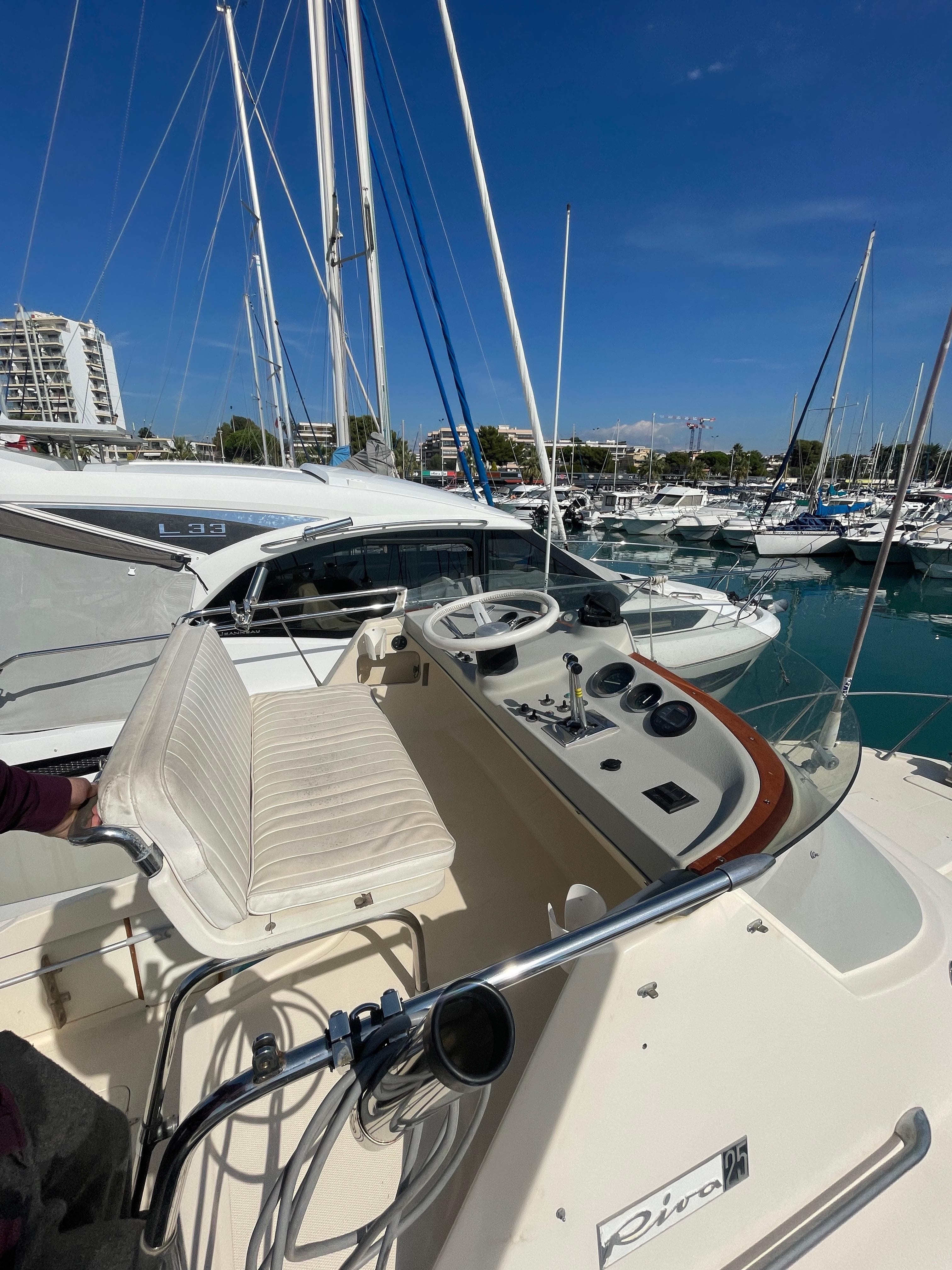 1976 Bertram 25 Sportfish à vendre à Nice, FR Sport Fishing 5