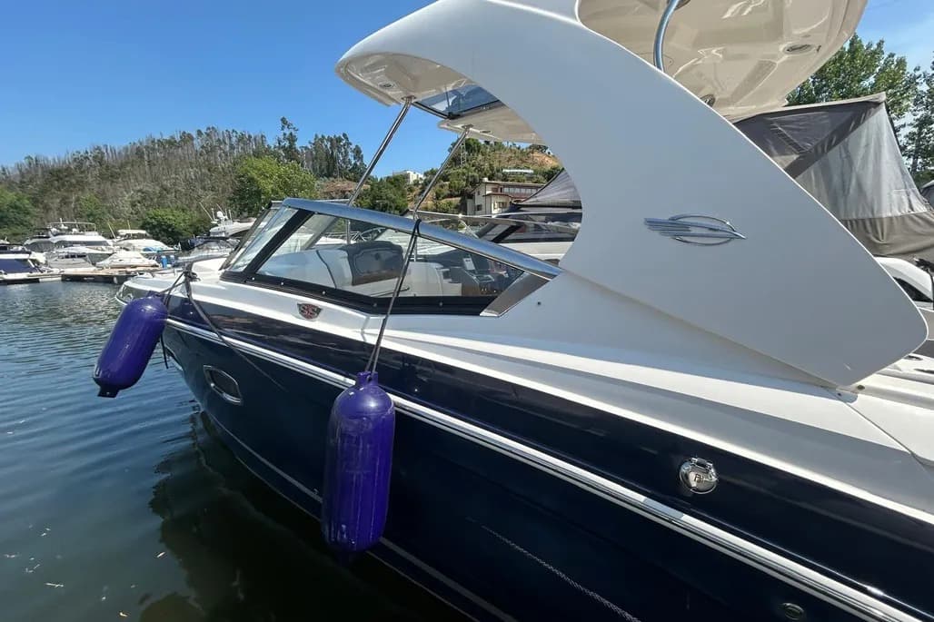 2016 Chaparral 337 SSX a la venta en Porto, PT Bowrider 5