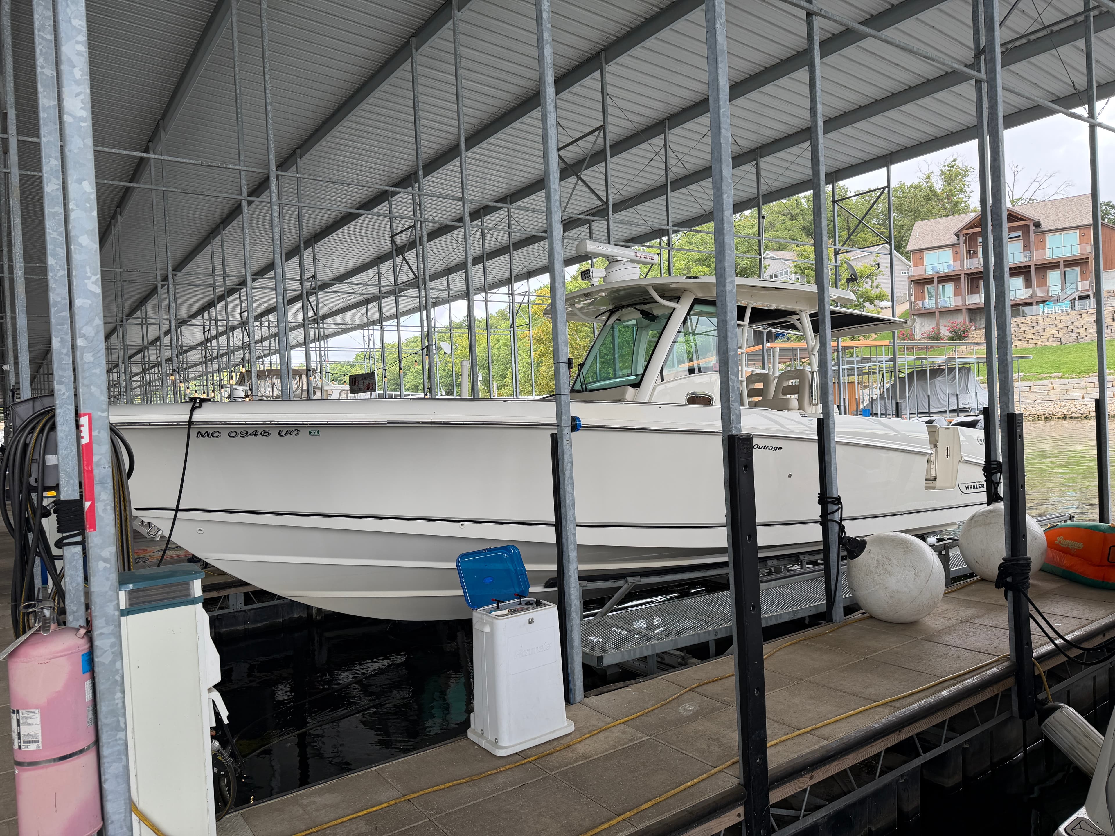 2017 Boston Whaler 350 Outrage for Sale in Lake Ozark, MO Freshwater Fishing 3