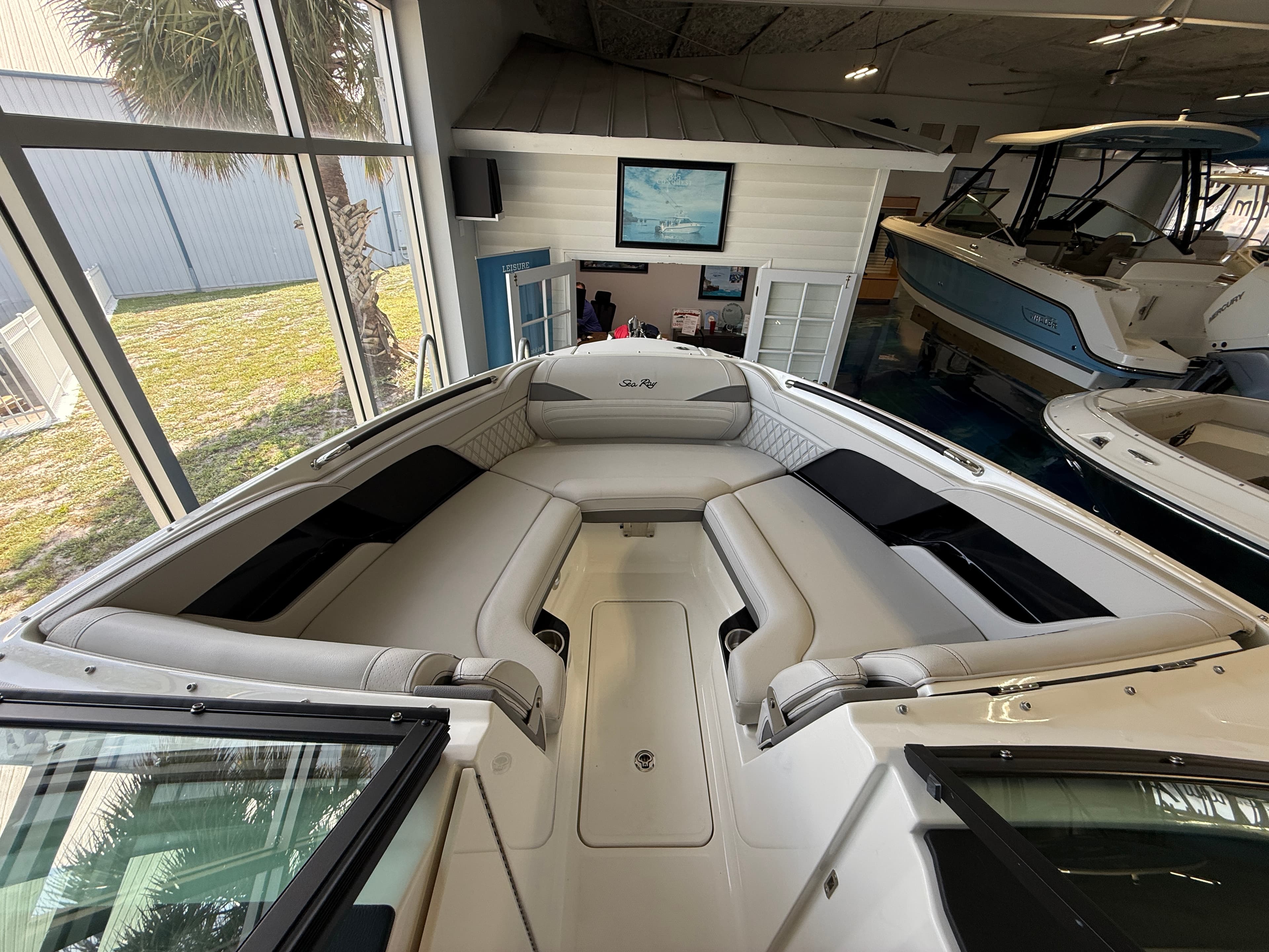 2027 Sea Ray SLX 280 Outboard for Sale in Venice, Florida Bowrider 5