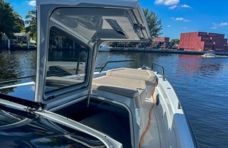 2023 Brabus Marine Shadow 900 ST for Sale in Miami, Florida Center Console 5