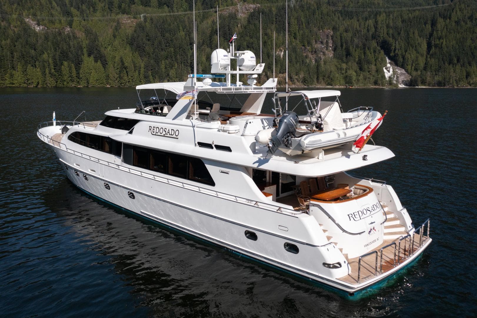 2000 Crescent Custom Yachts 104' à vendre à Vancouver, British Columbia Motor Yacht 2