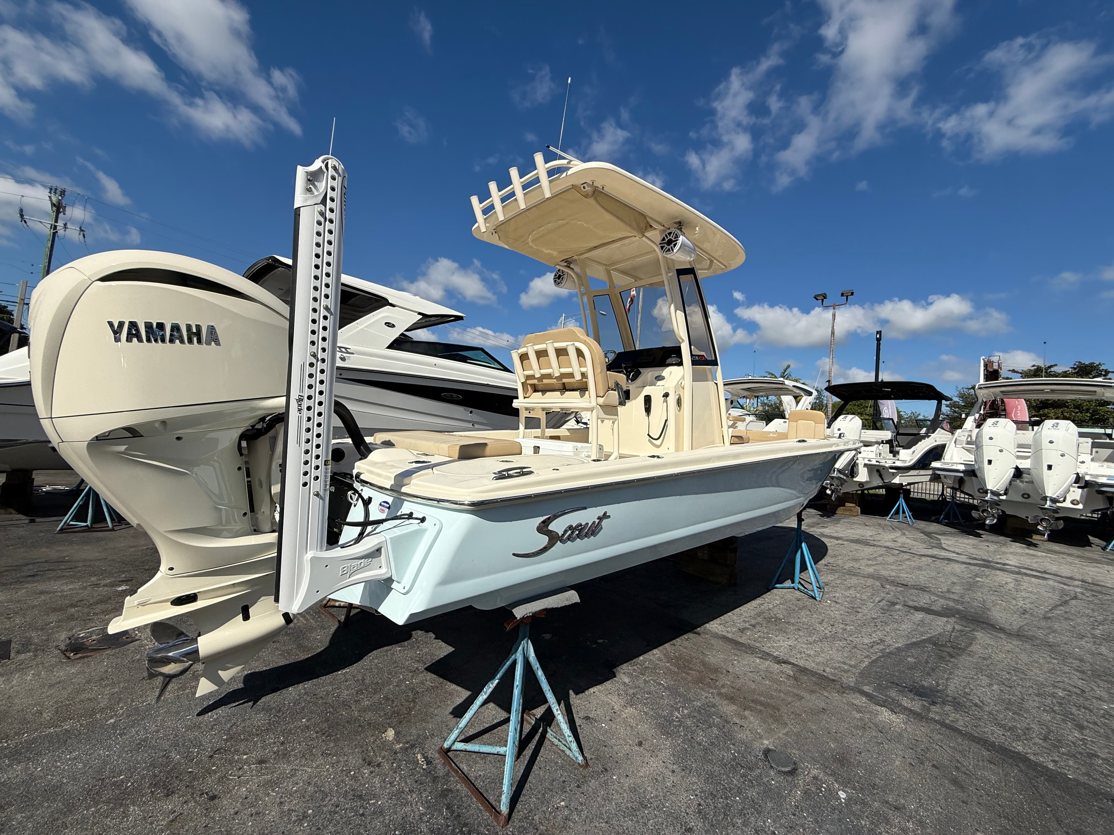 2026 Scout Boats 231 XSB in vendita a Miami, FL Bay Boats 3