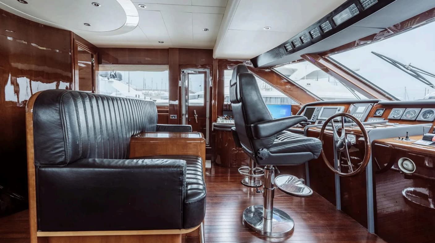 1998 Tecnomarine 36M in vendita a Piraeus, GR Motor Yacht 5