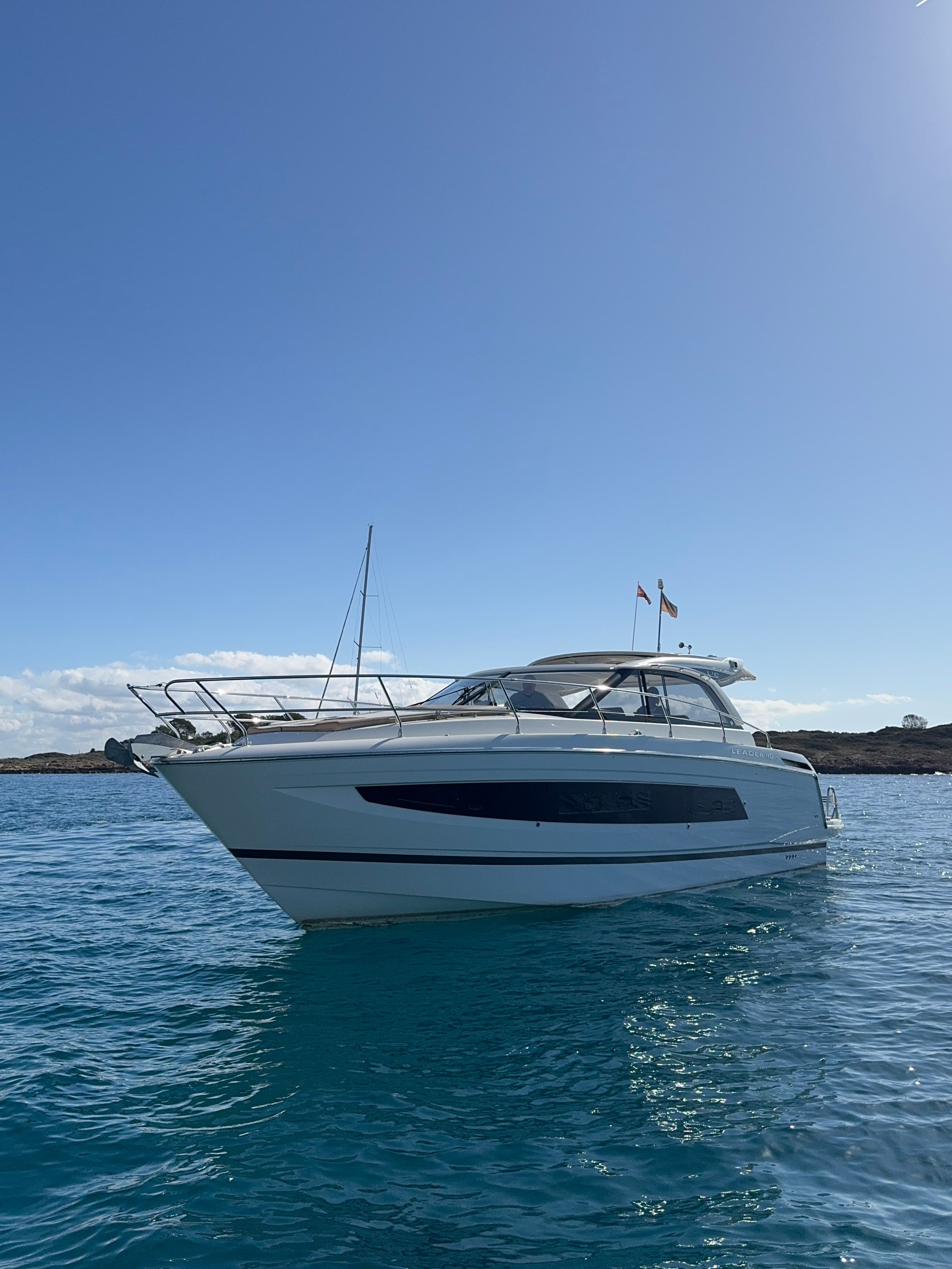 2019 Jeanneau Leader 40 for Sale in Balearic Islands, ES Motor Yacht 4