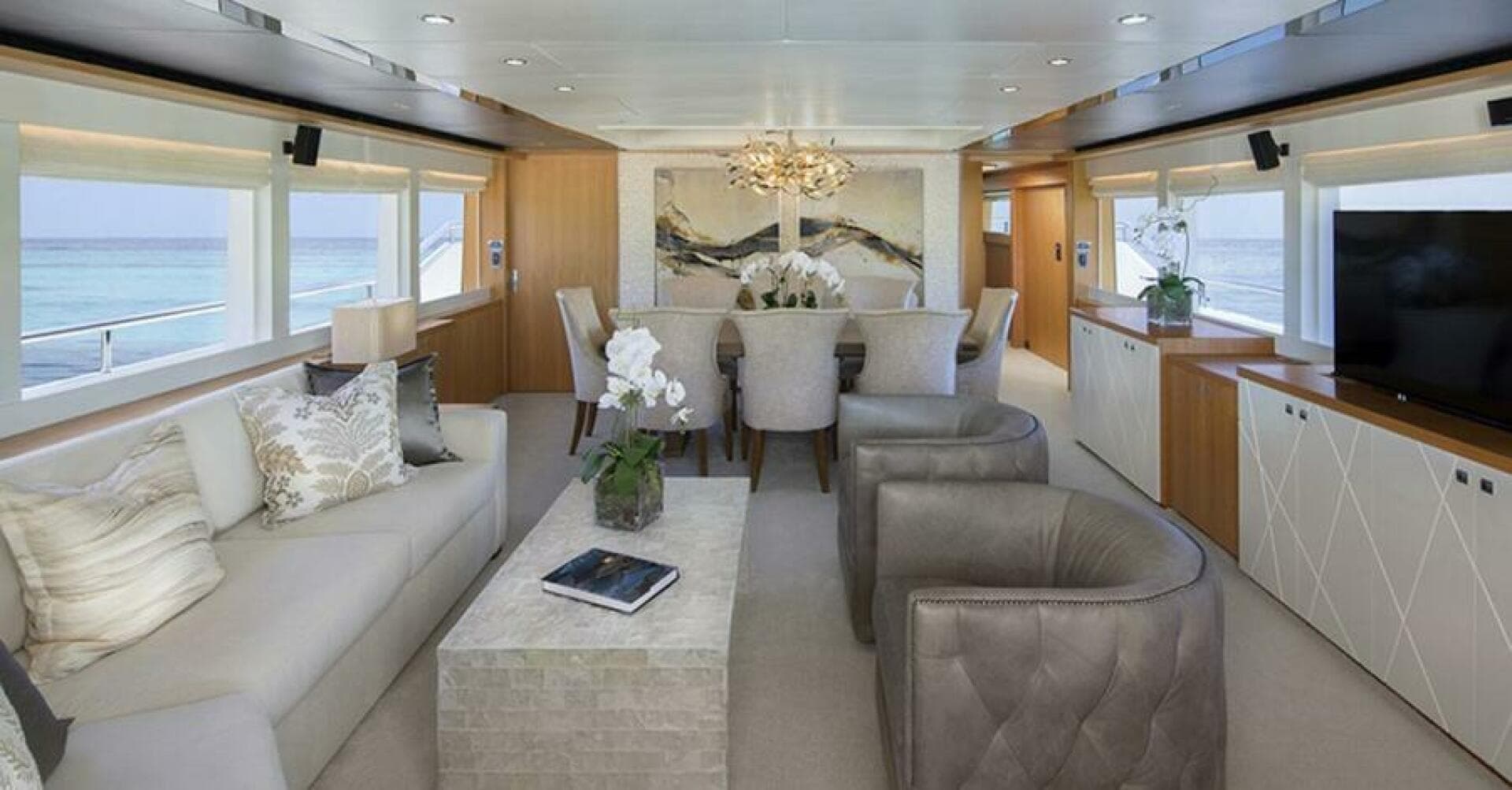 2027 Johnson Yachts 93 zum Verkauf in Kaohsiung, TW Motor Yacht 2
