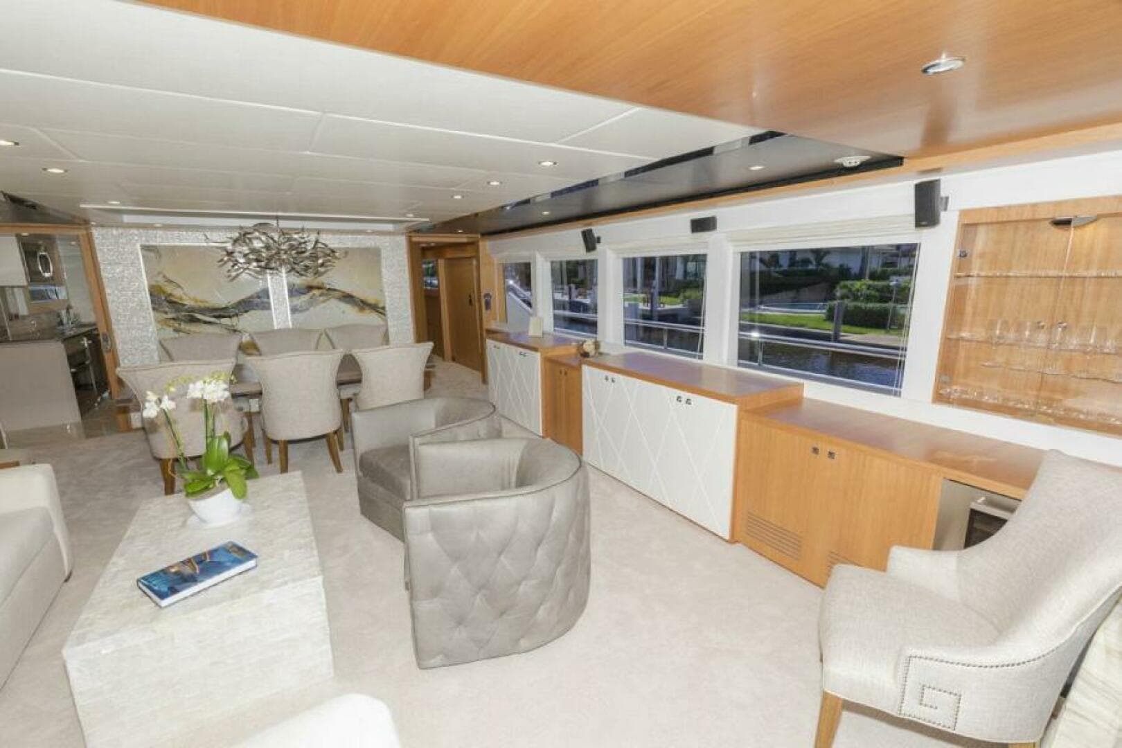 2027 Johnson Yachts 93 zum Verkauf in Kaohsiung, TW Motor Yacht 4