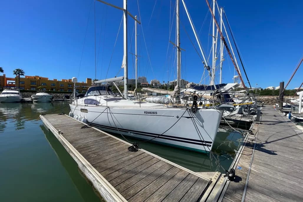 2009 Jeanneau Sun Odyssey 50 DS zum Verkauf in Portimão, PT Deck Saloon