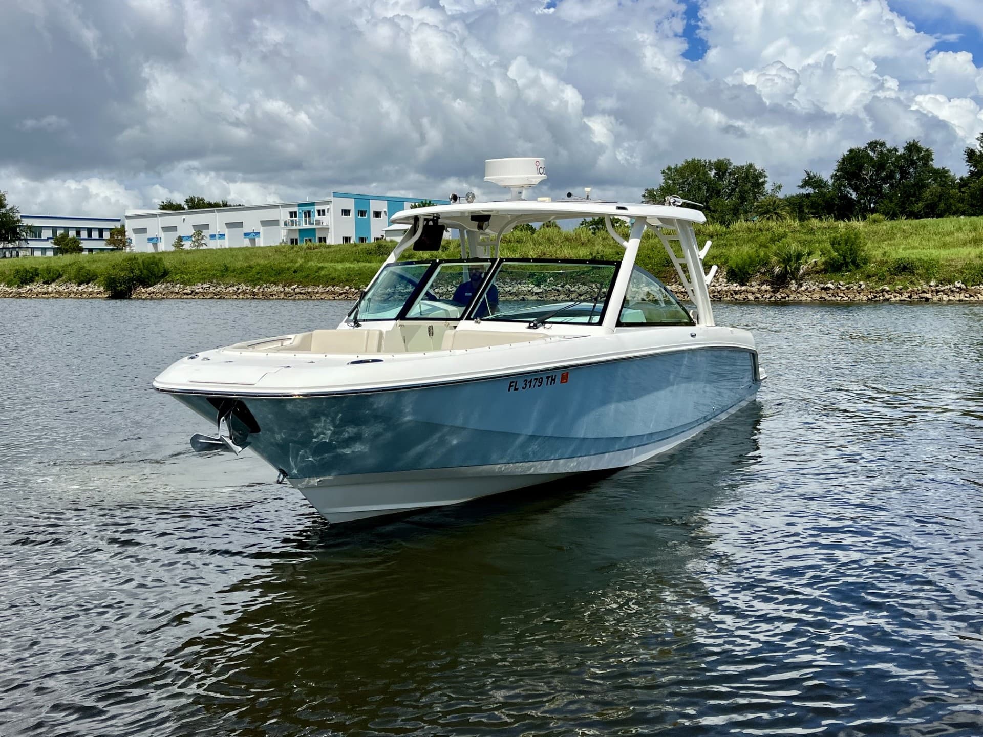 2022 Boston Whaler 320 Vantage zum Verkauf in Venice, Florida Bowrider