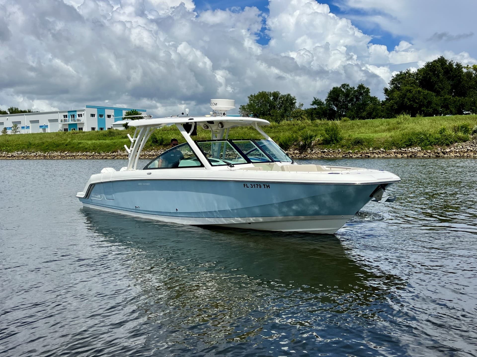 2022 Boston Whaler 320 Vantage zum Verkauf in Venice, Florida Bowrider 4