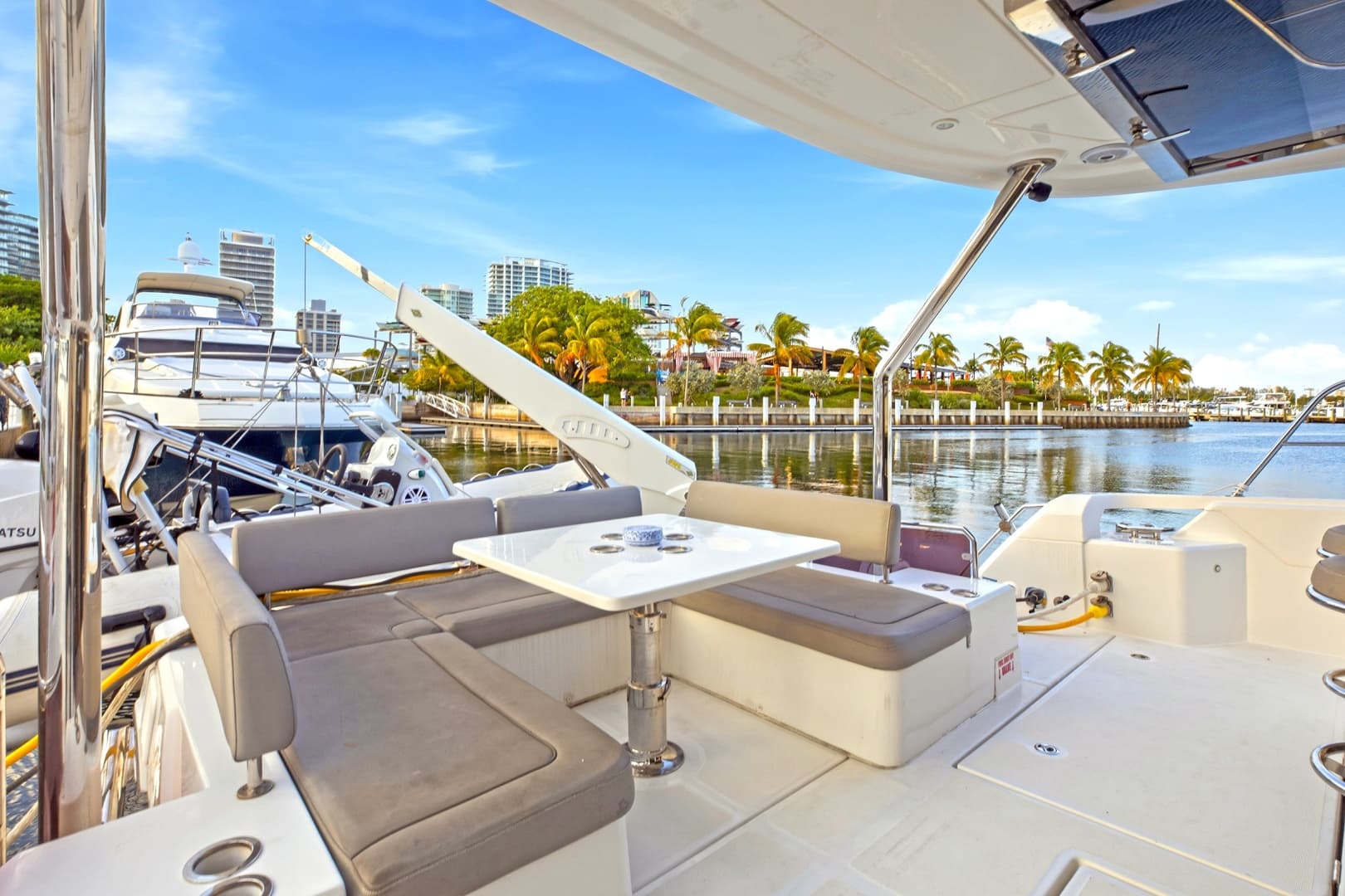 2021 Aquila 44 Yacht in vendita a Great Abaco, BS Power Catamarans 3
