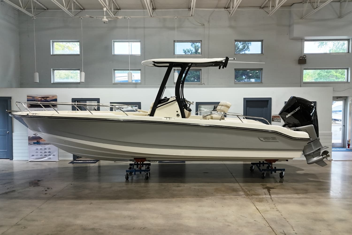 2026 Boston Whaler 250 Dauntless zum Verkauf in Cornelius, North Carolina Center Console