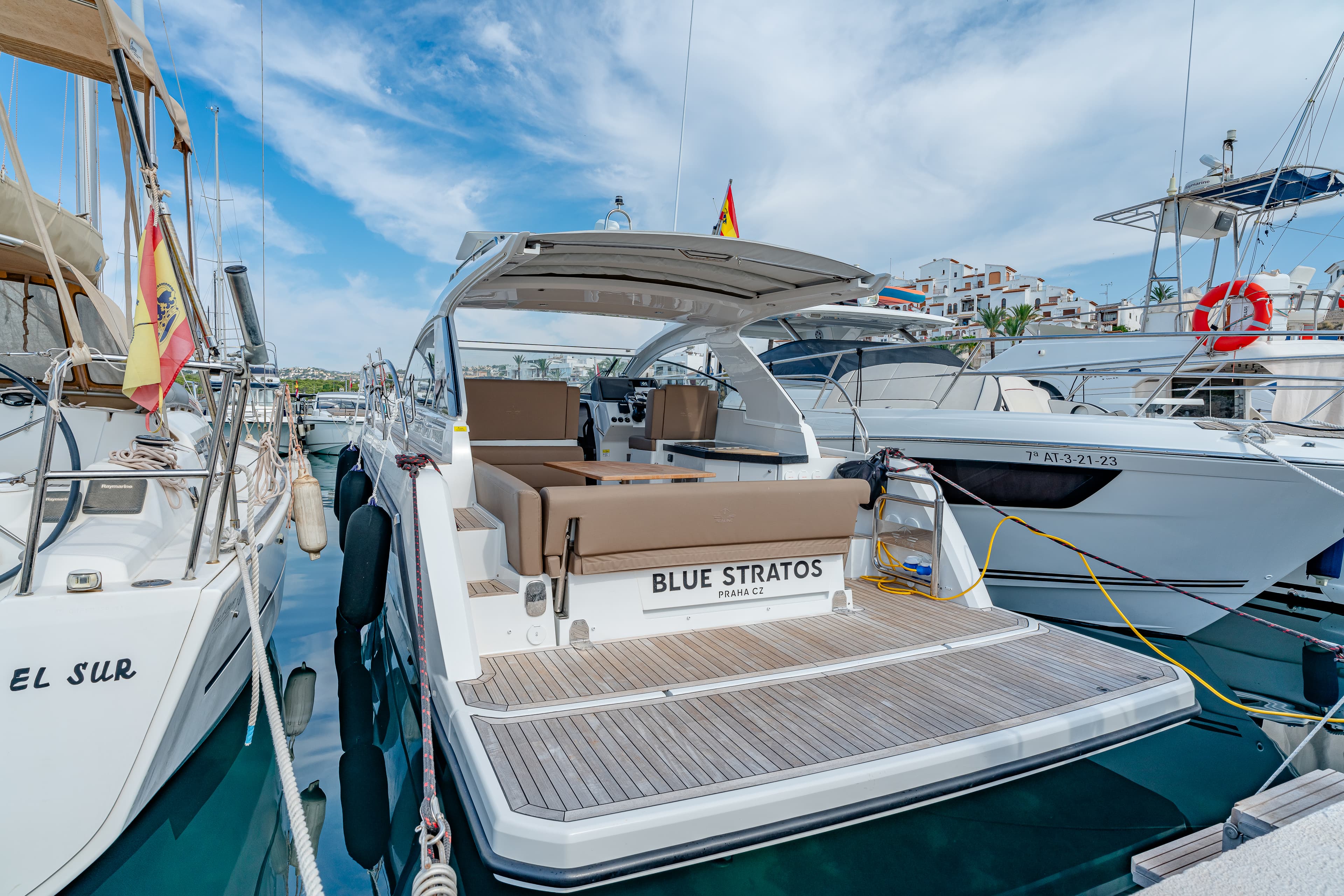 2025 SEALINE S335 for Sale in Moraira, ES Sport Cruiser