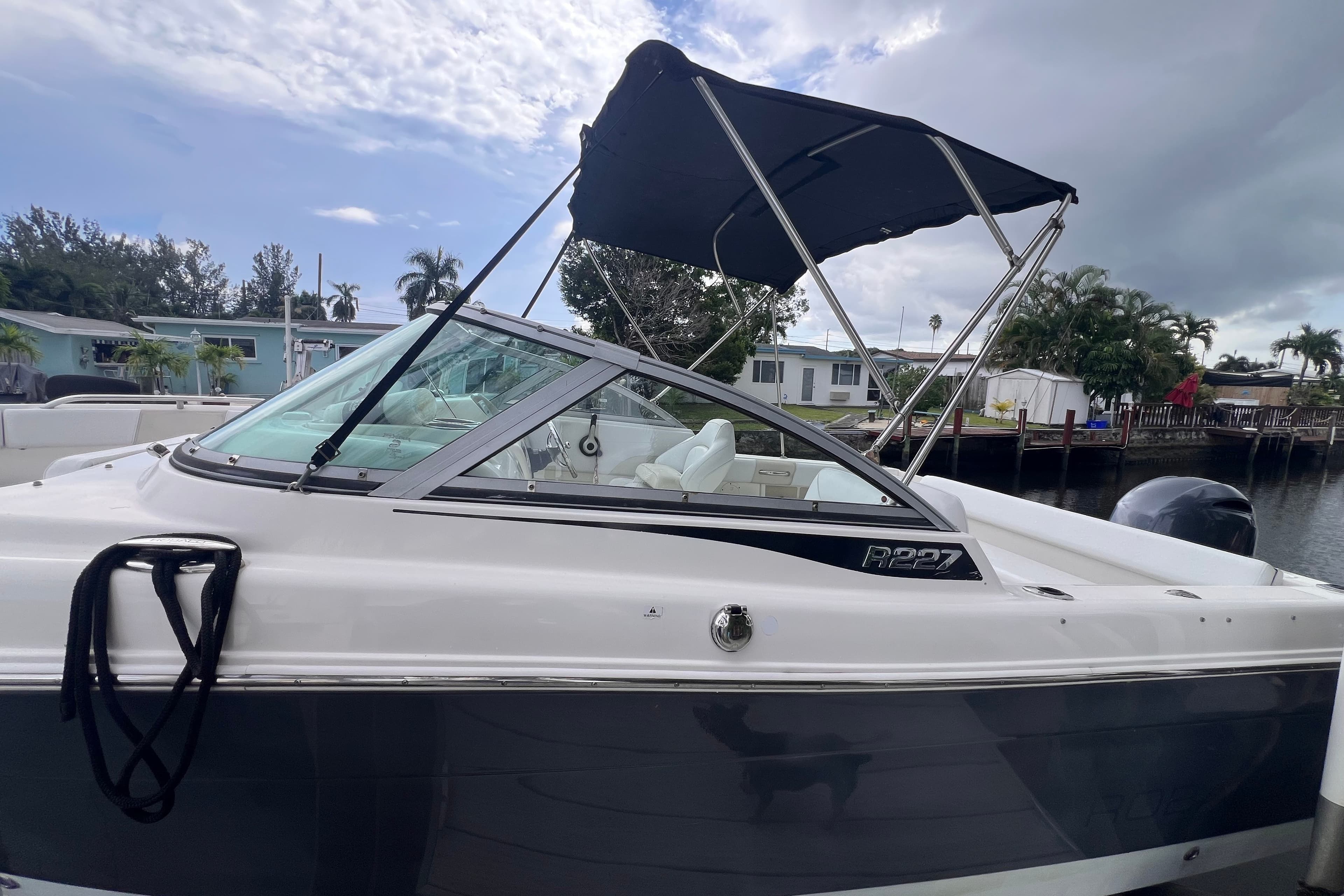 2016 Robalo R227 a la venta en Dania Beach, FL Dual Console 4