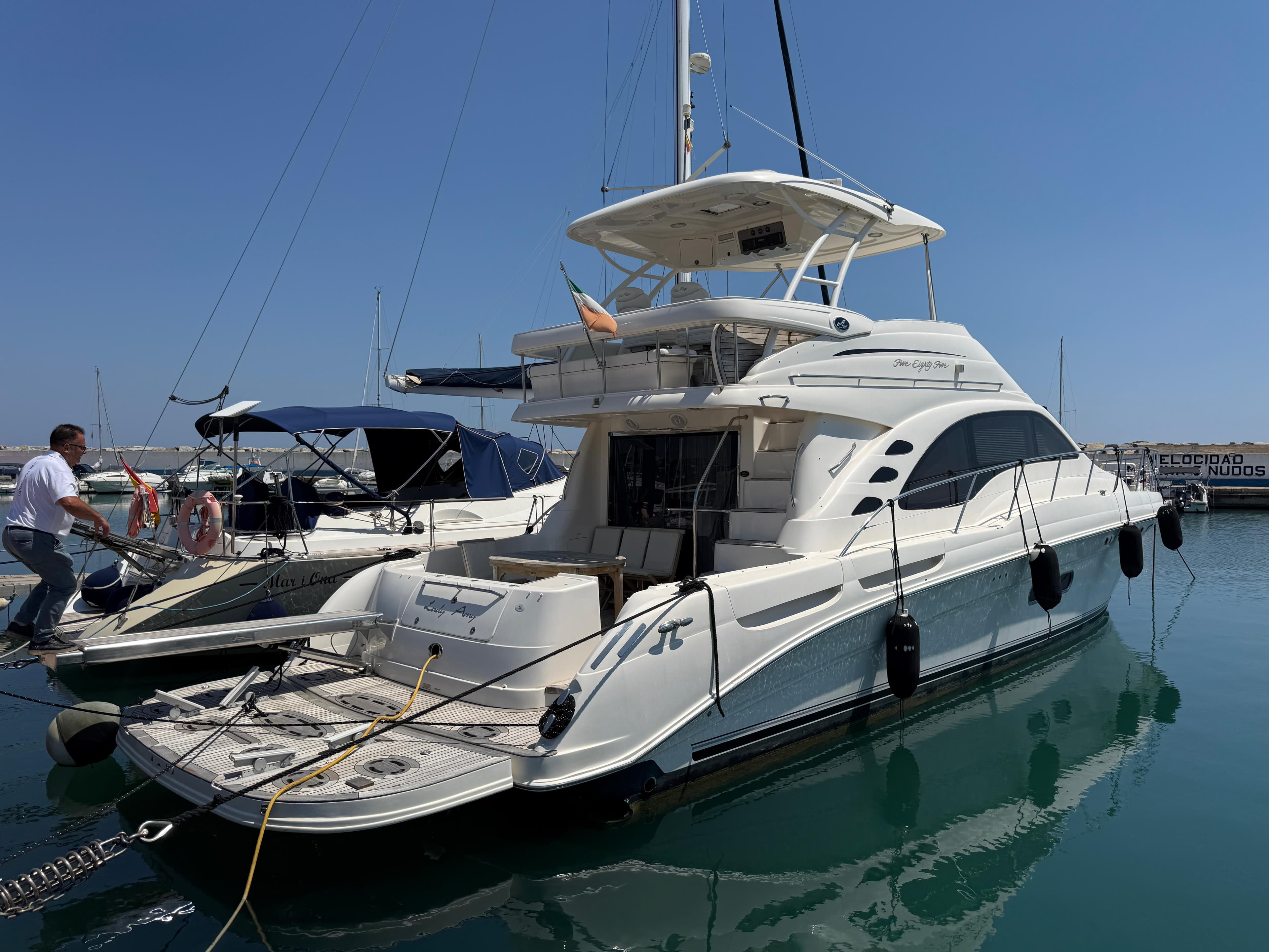 2005 Sea Ray 580 Sedan Bridge a la venta en Barcelona, ES Flybridge