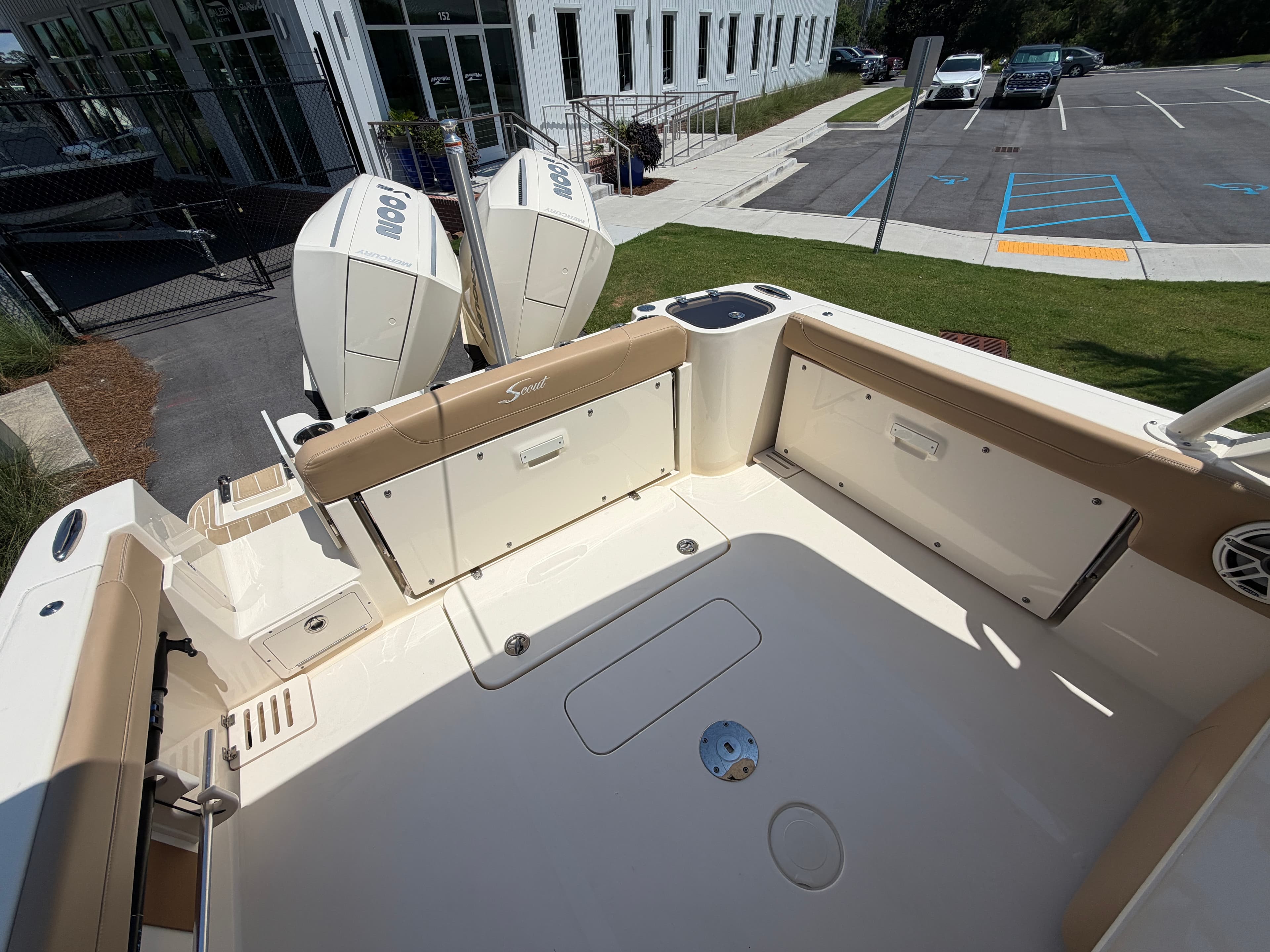 2024 Scout Boats 255 Dorado for Sale in Charleston, SC Dual Console 5