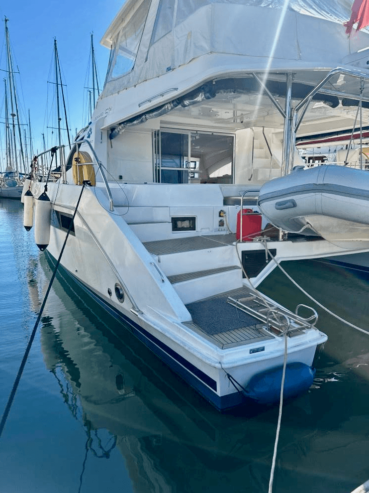 2017 Leopard Catamarans 51 Powercat zum Verkauf in Barcelona, ES Power Catamarans 2