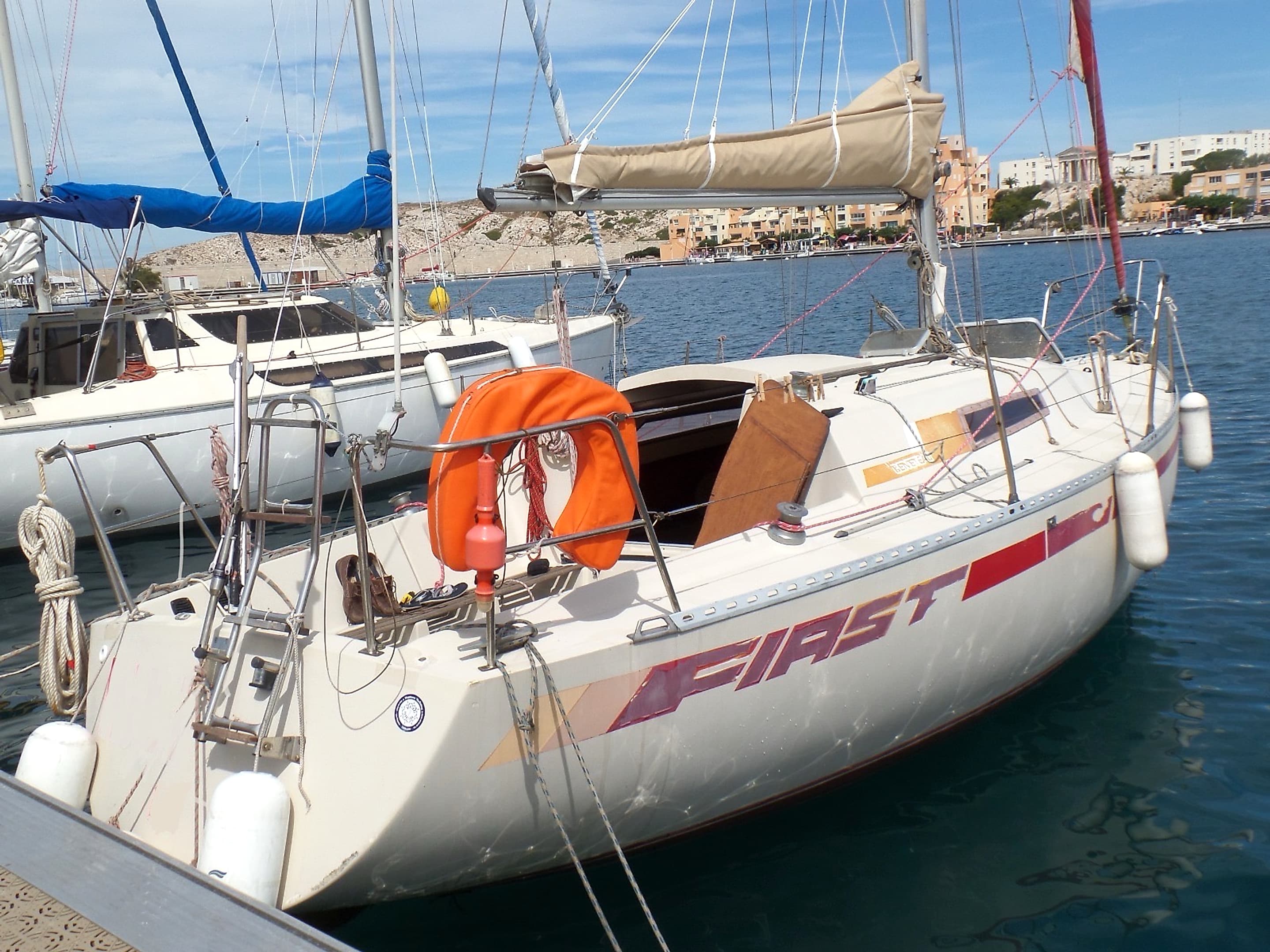 1982 Beneteau First 28 zum Verkauf in Marseille, Bouches-du-Rhône Monohull 3