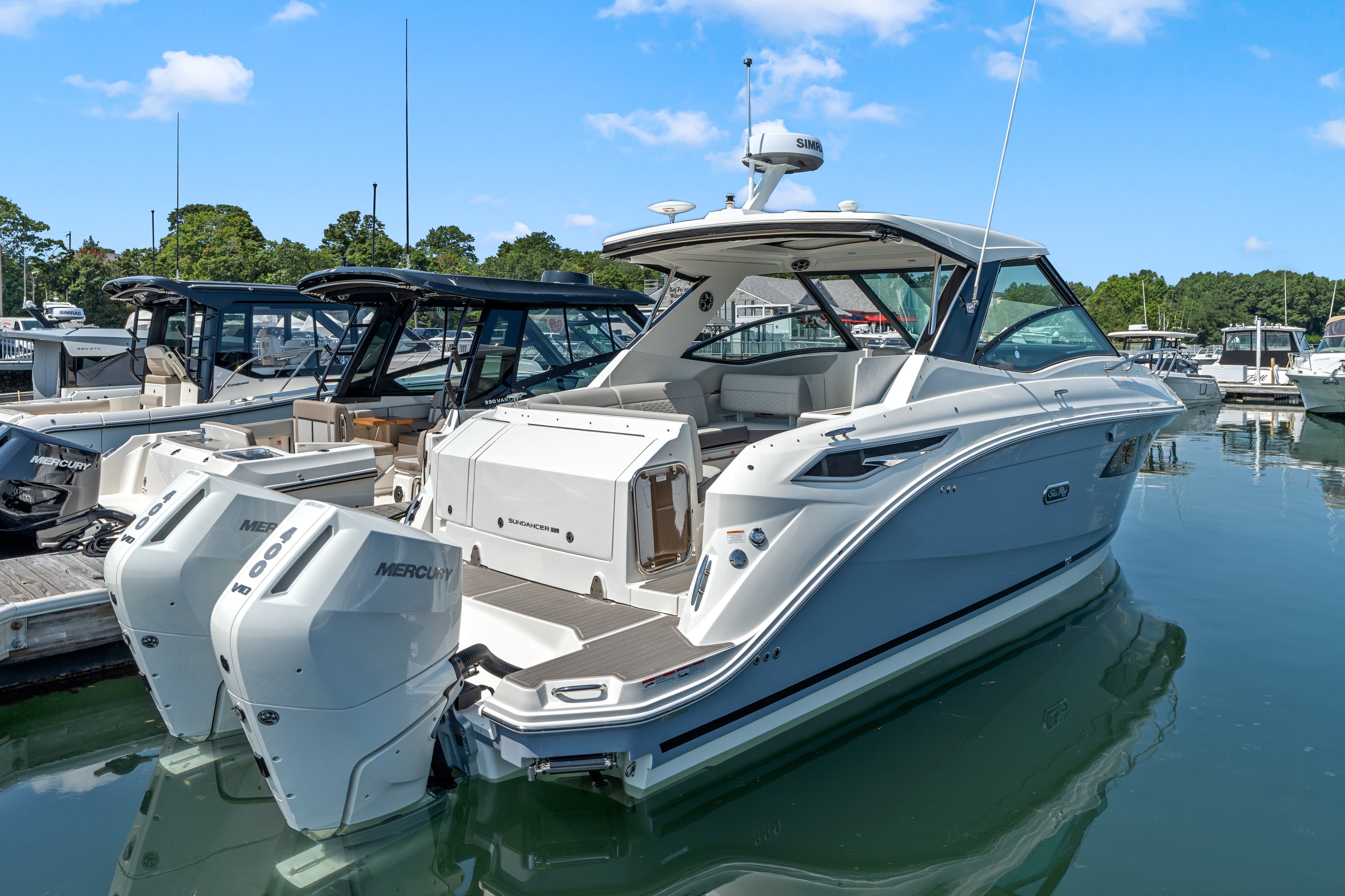 2027 Sea Ray Sundancer 320 Outboard zum Verkauf in Quincy, MA Express Cruiser 4
