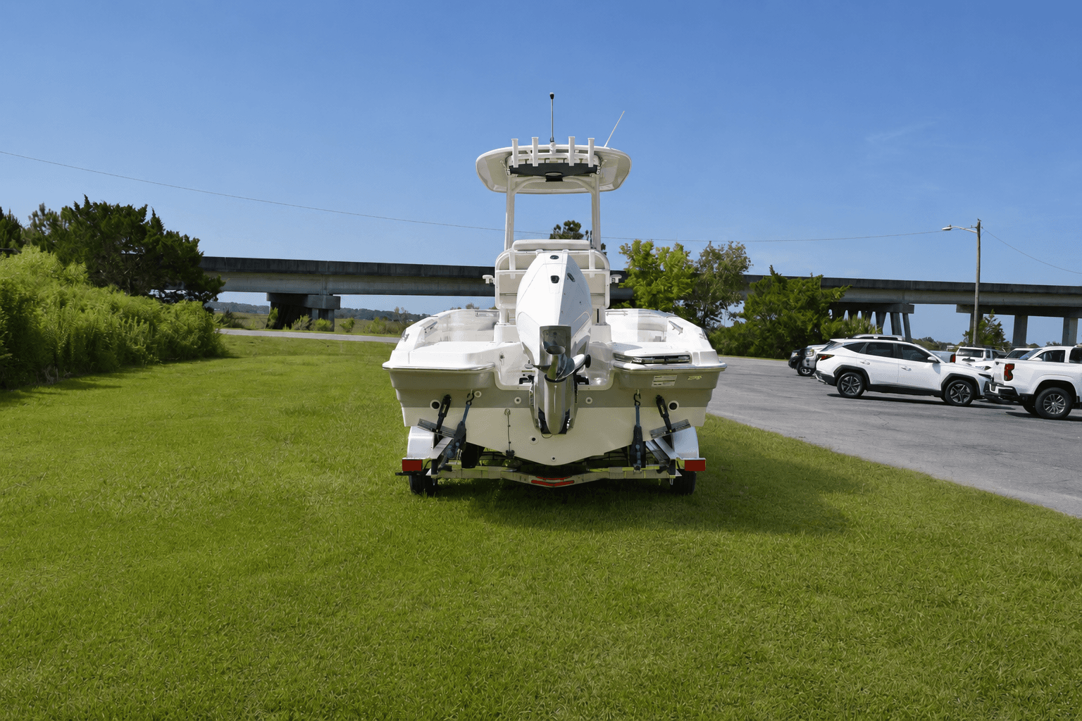 2027 Boston Whaler 220 Dauntless a la venta en Thunderbolt, GA Center Console 3