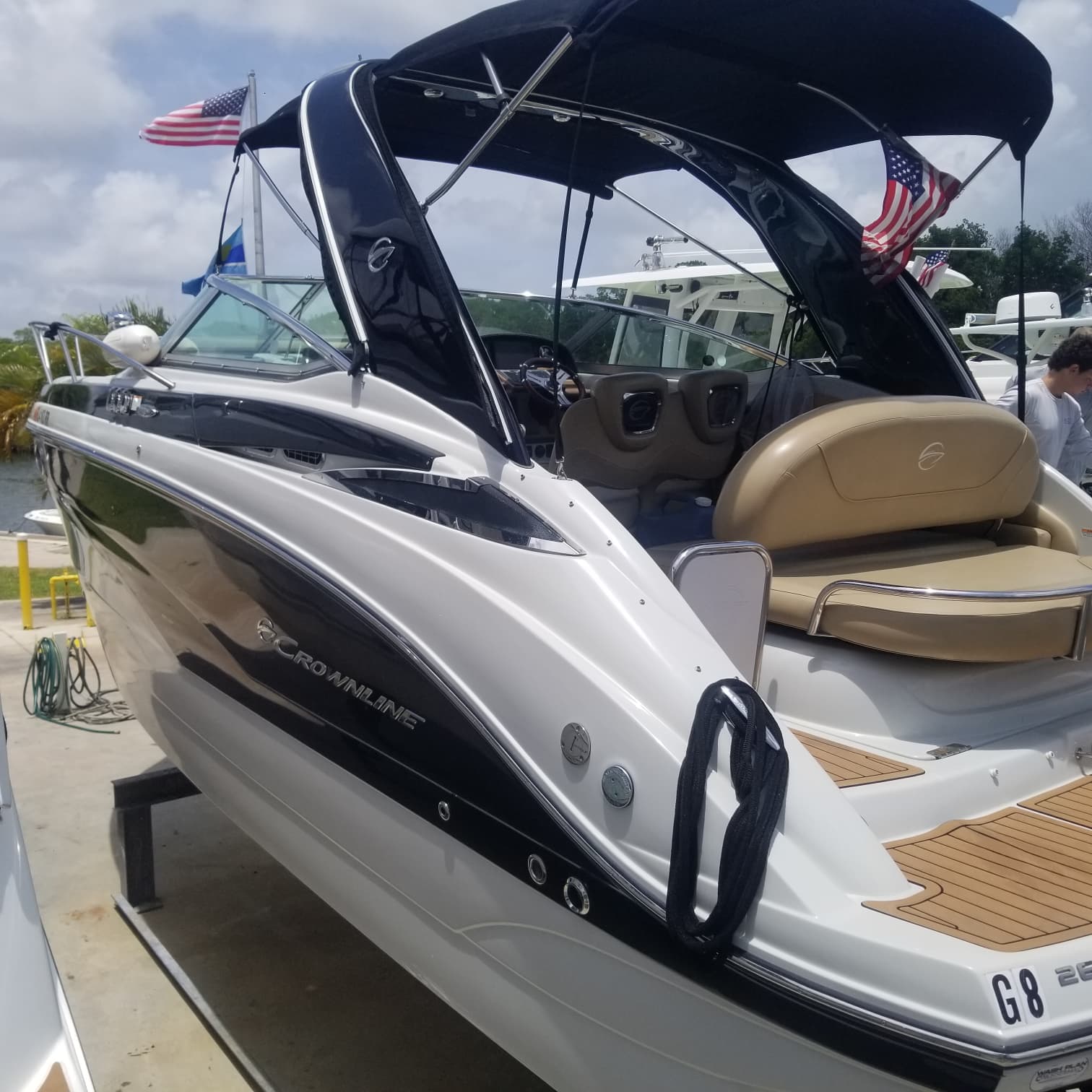 2018 Crownline 264 CR à vendre à Homestead, Florida Express Cruiser 5