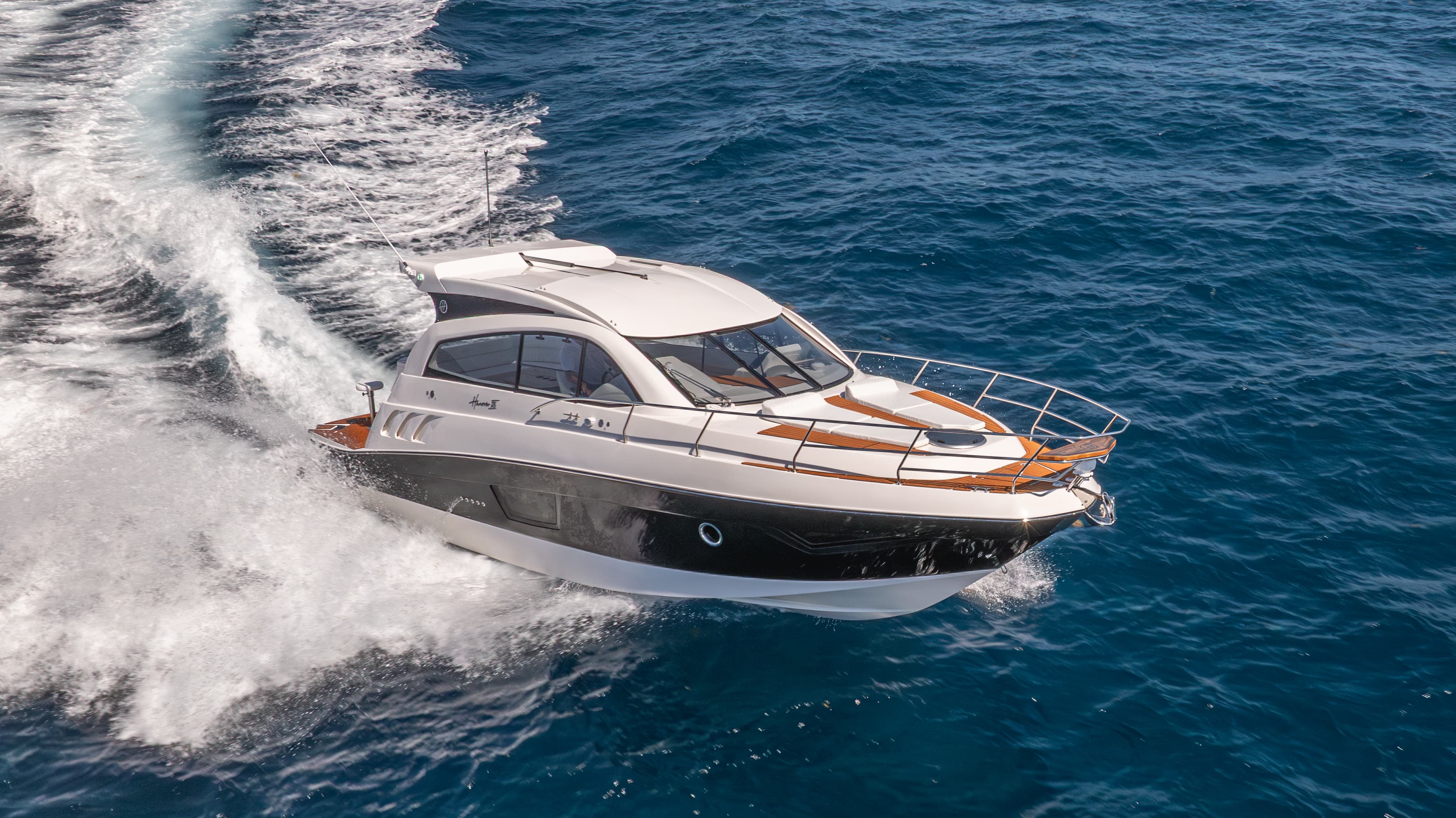 2026 Hanover Yachts 375 zum Verkauf in Freeport, BS Motor Yacht 2