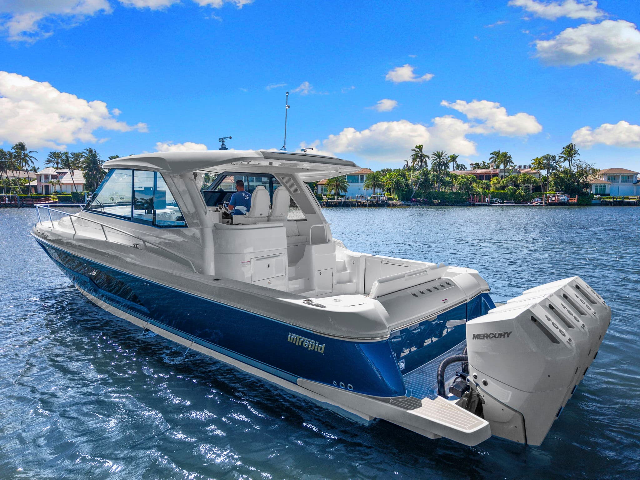2026 Intrepid Powerboats 50 Evolution te koop in Naples, Florida Express Cruiser 3