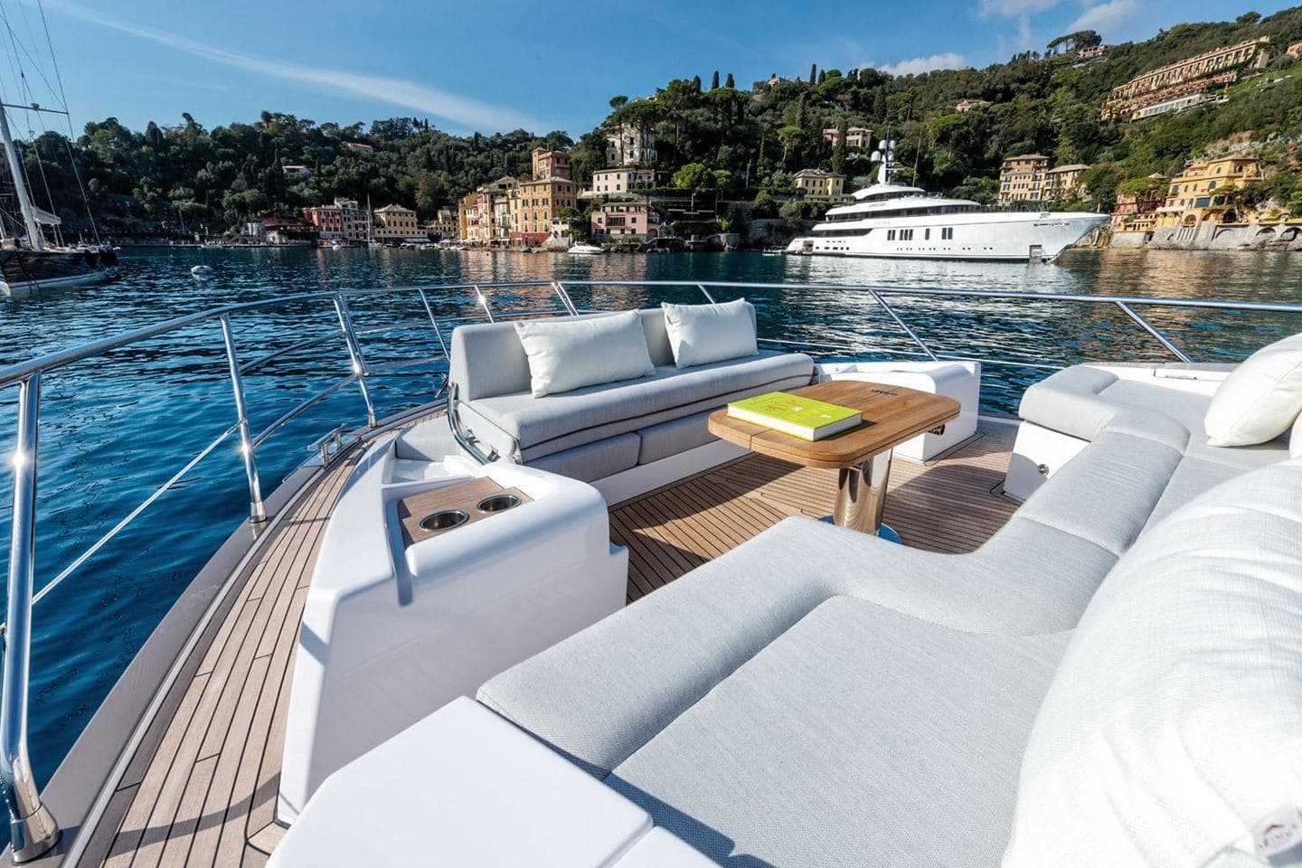 2024 Azimut Fly 60 for Sale in Naples, Florida Flybridge 5