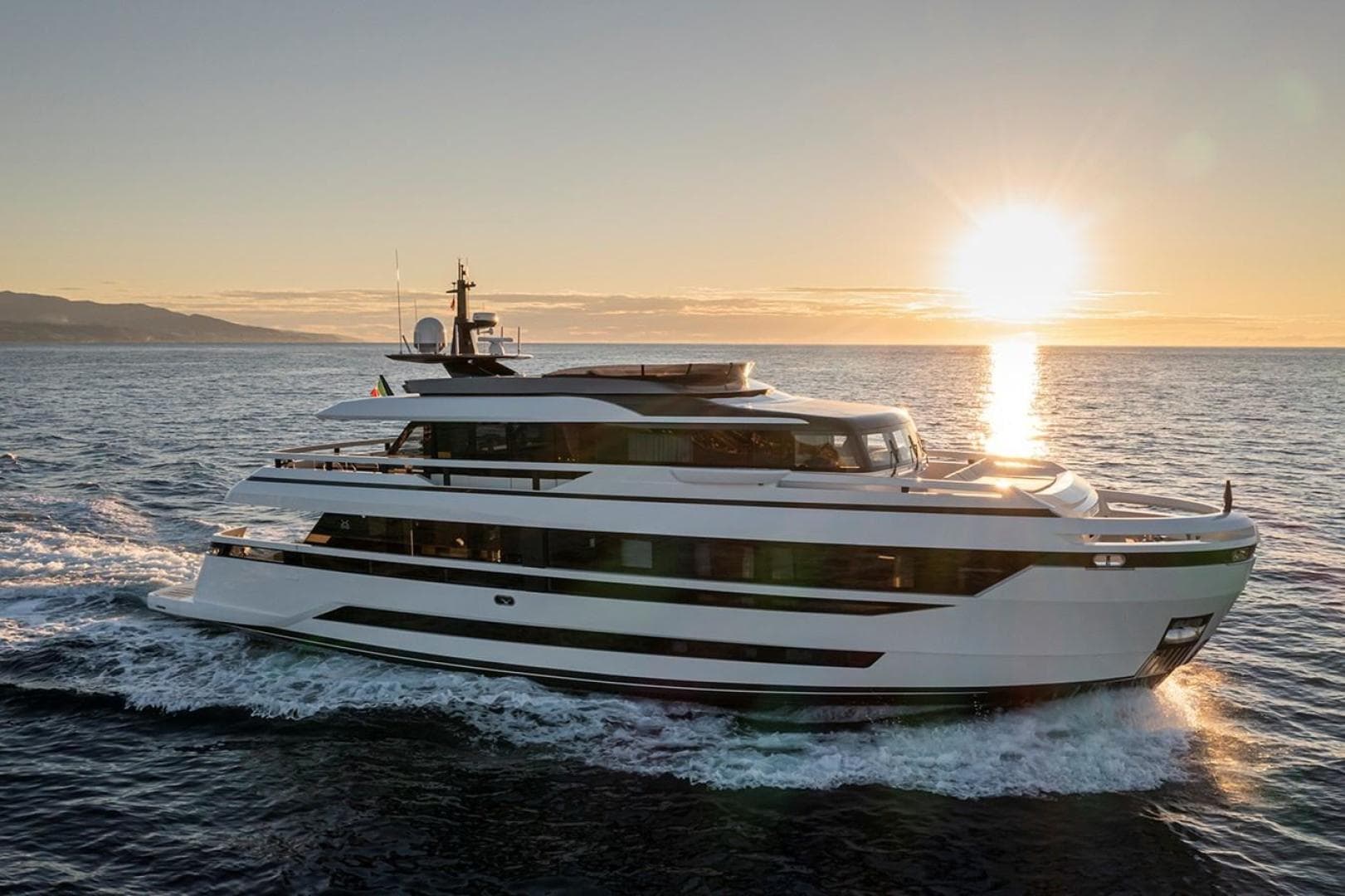 2028 Extra Yachts X96 Triplex zum Verkauf in Ancona, IT Motor Yacht 2