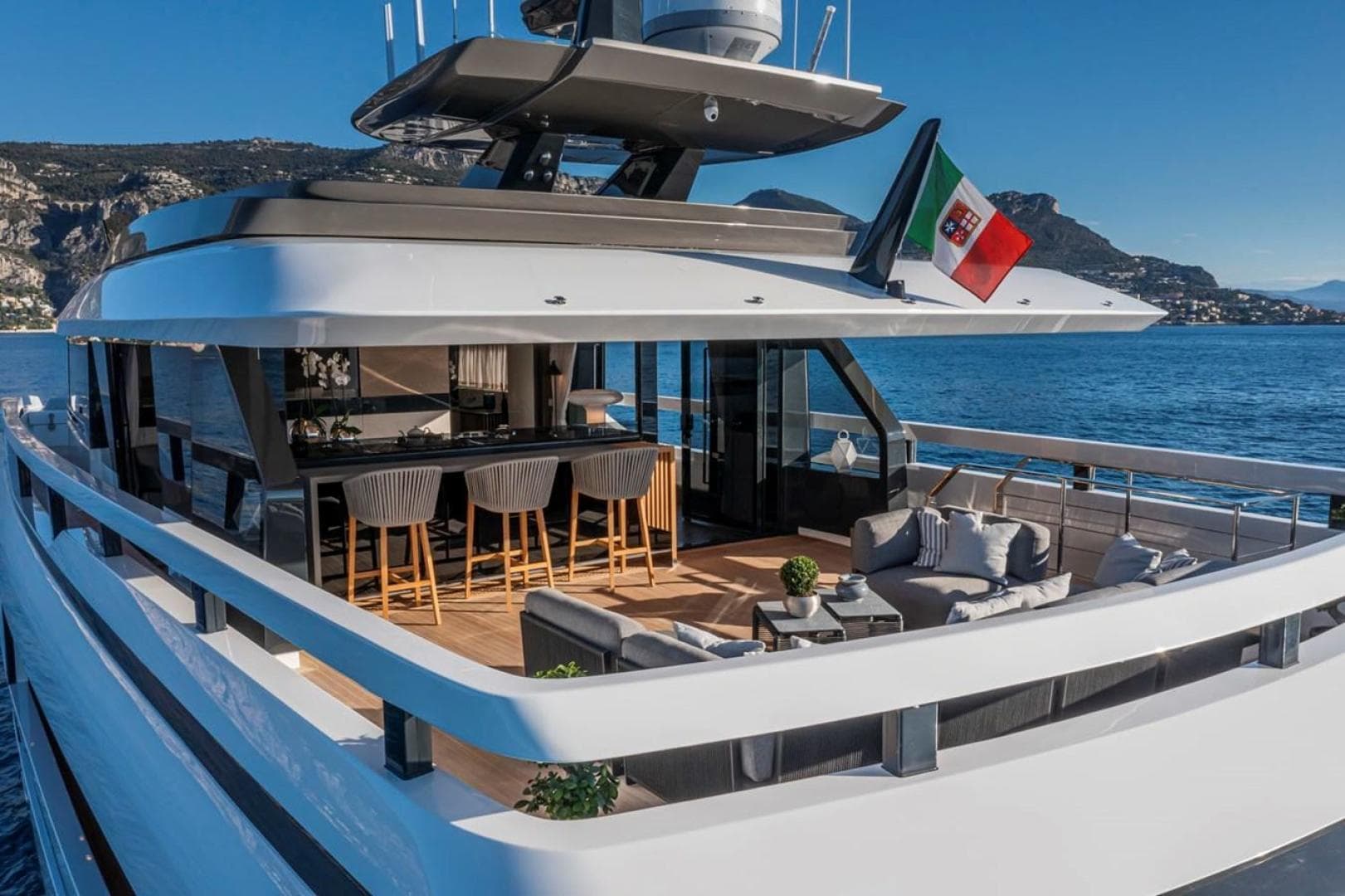 2028 Extra Yachts X96 Triplex zum Verkauf in Ancona, IT Motor Yacht 4