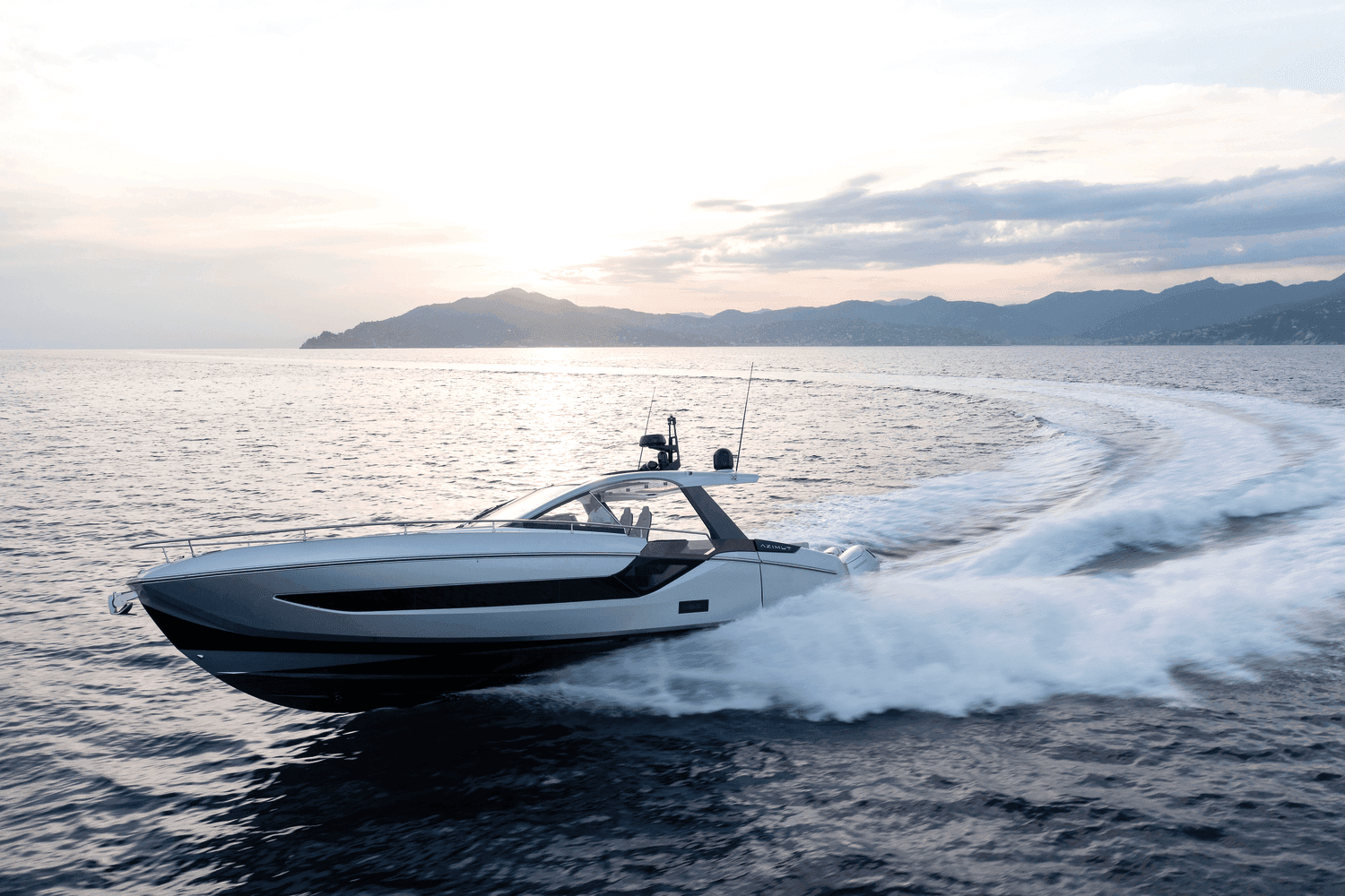 2027 Azimut Verve 48 in vendita a St Petersburg, FL Motor Yacht 3