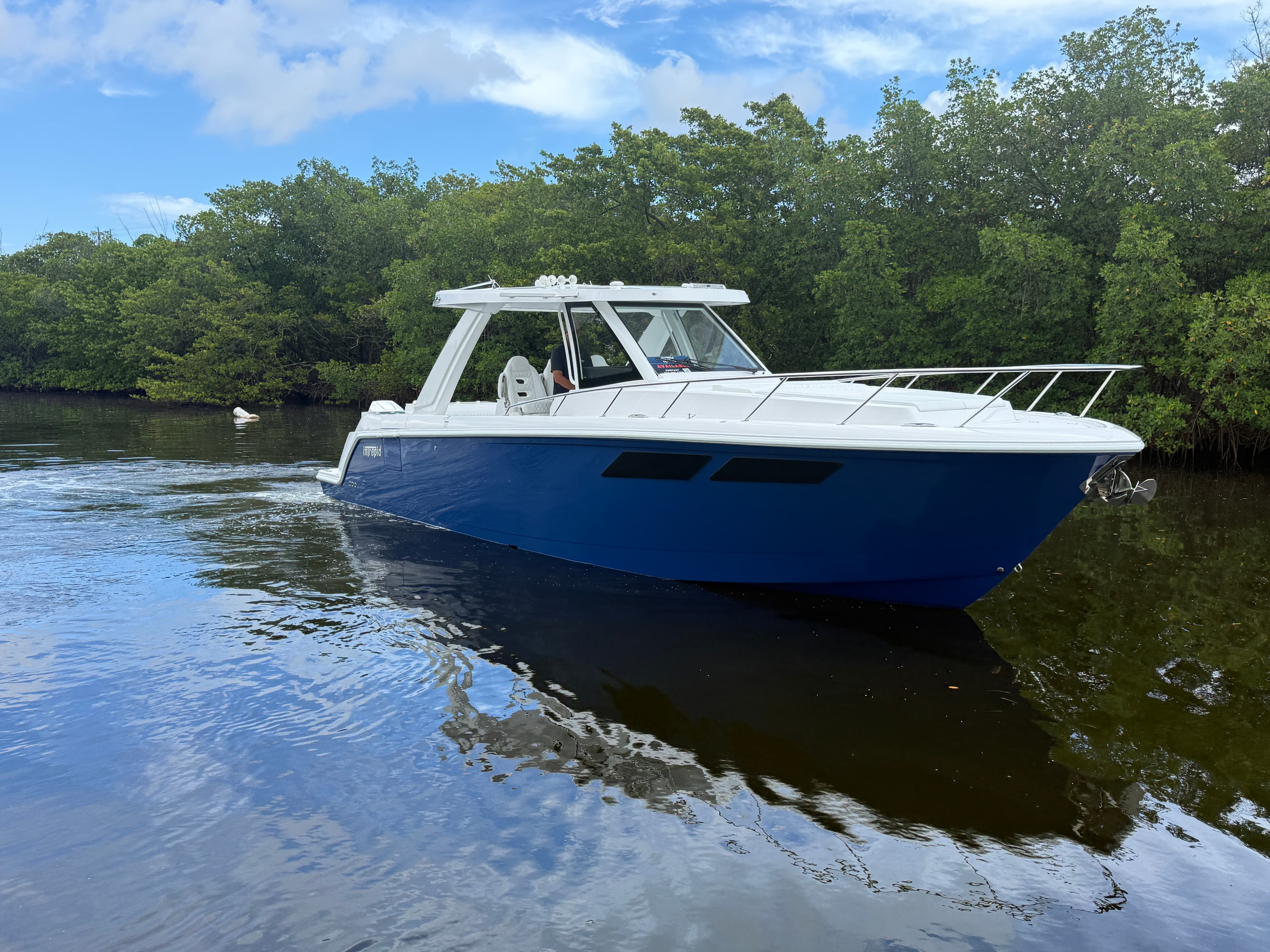 2026 Intrepid Powerboats 35 Valor a la venta en Dania, FL Center Console 4
