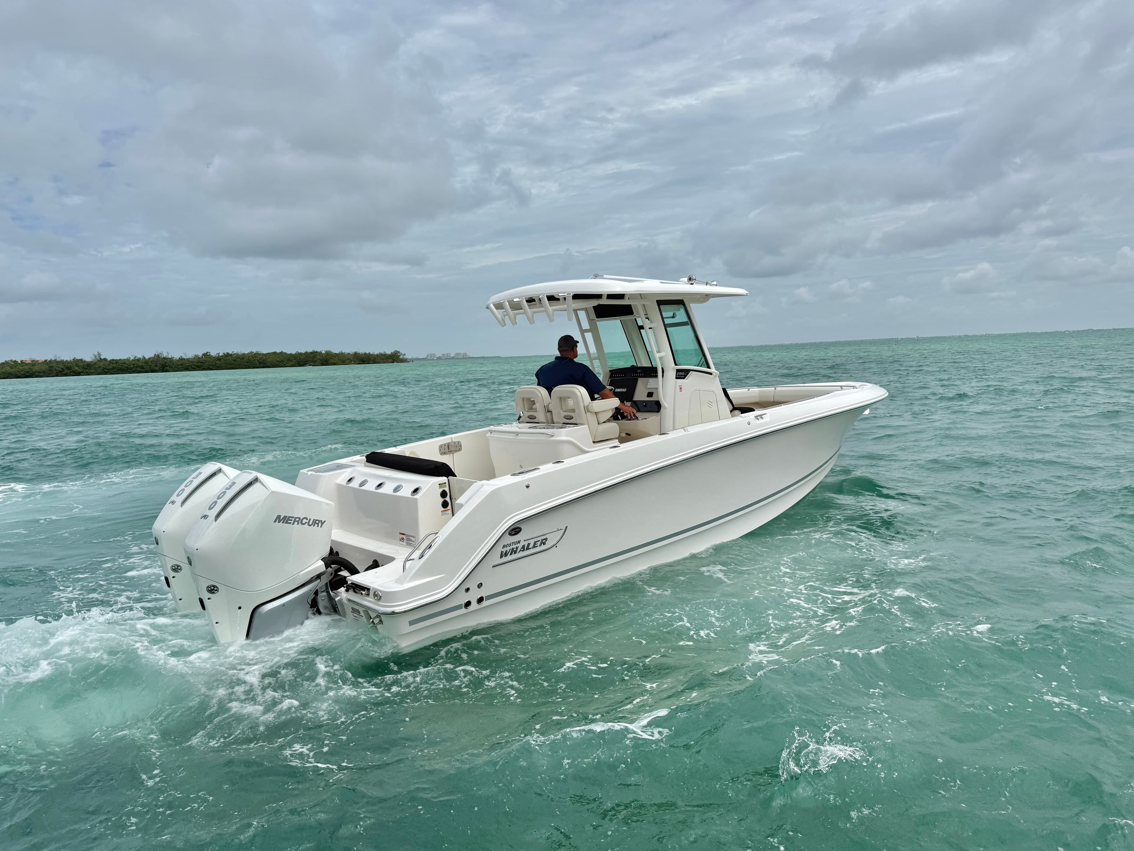 2026 Boston Whaler 280 Outrage for Sale in Sarasota, FL Center Console 5