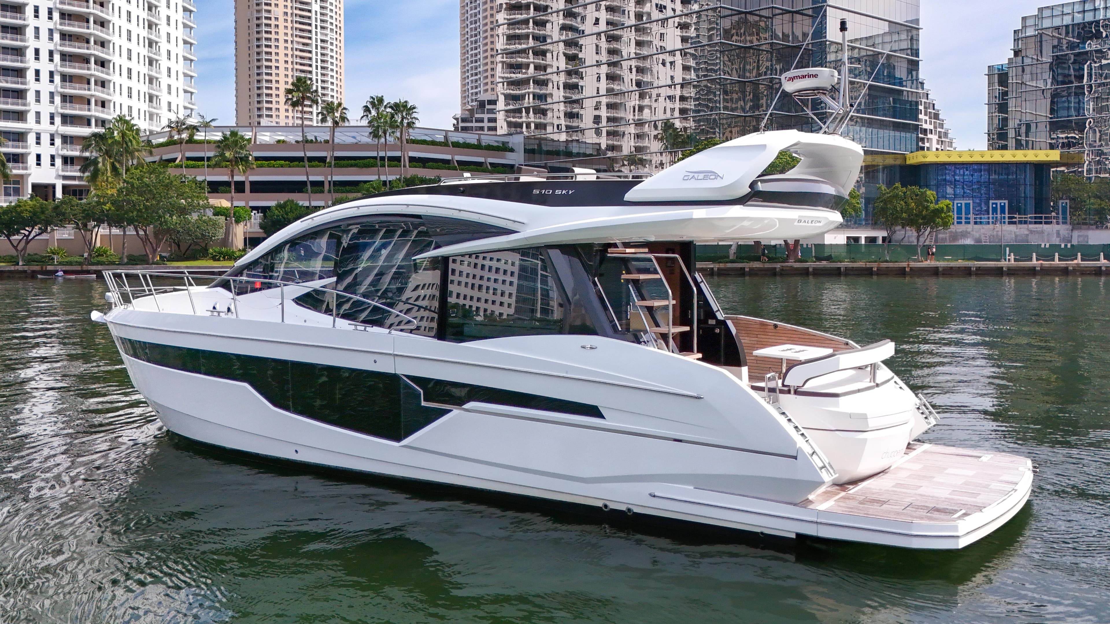 2020 Galeon Yachts 510 Skydeck zum Verkauf in Miami, Florida Flybridge 5