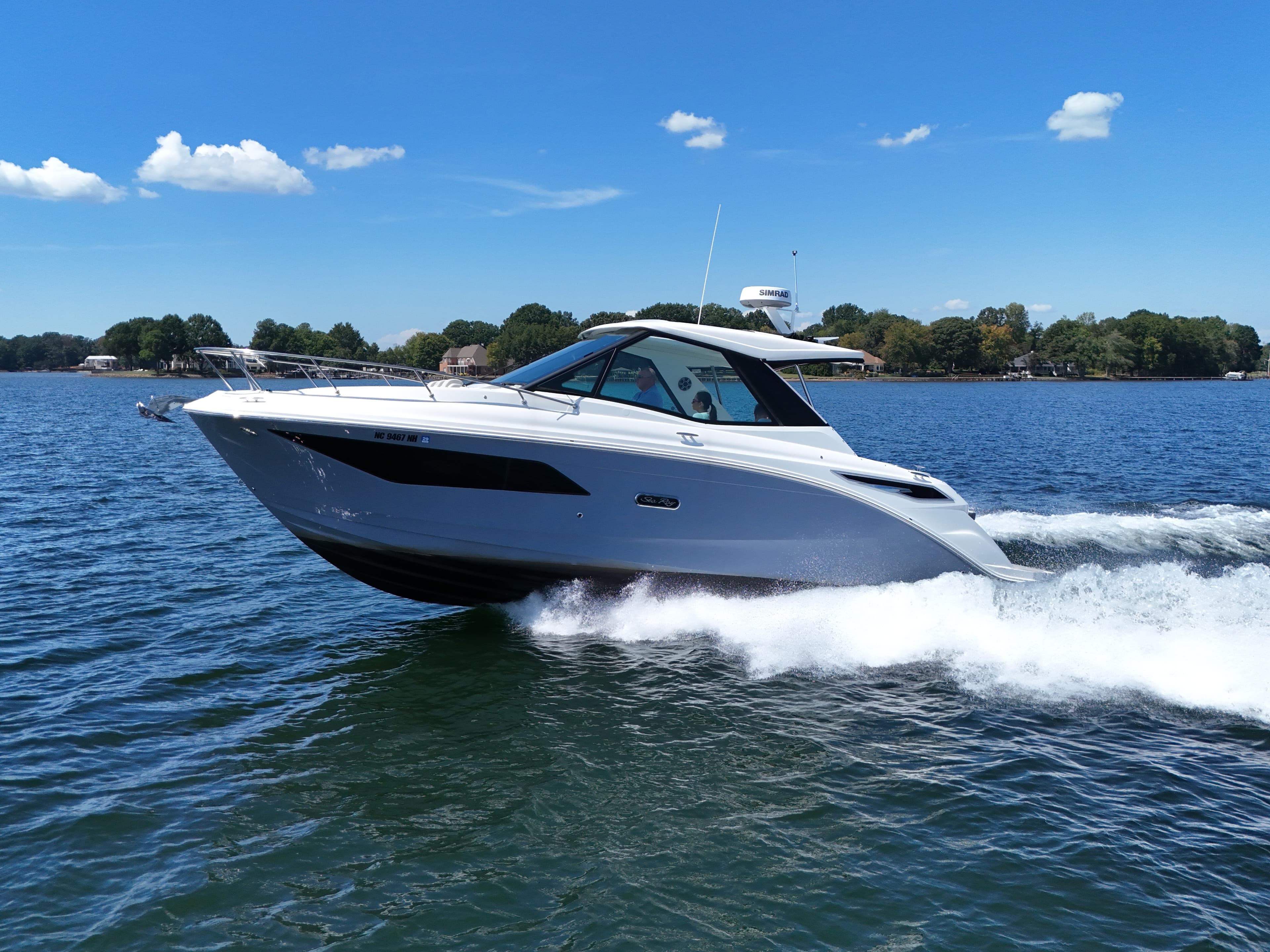 2026 Sea Ray Sundancer 320 for Sale in Cornelius, North Carolina Express Cruiser