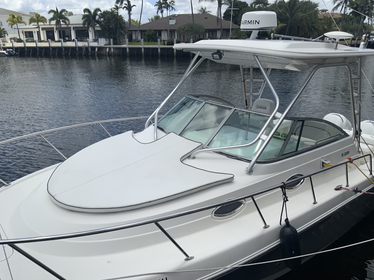 2007 Robalo R305 zum Verkauf in Deerfield Beach, Florida Walk-around Boats 2