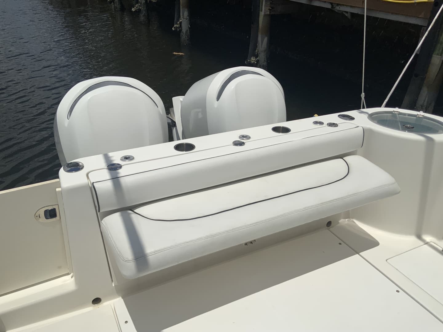 2007 Robalo R305 zum Verkauf in Deerfield Beach, Florida Walk-around Boats 5