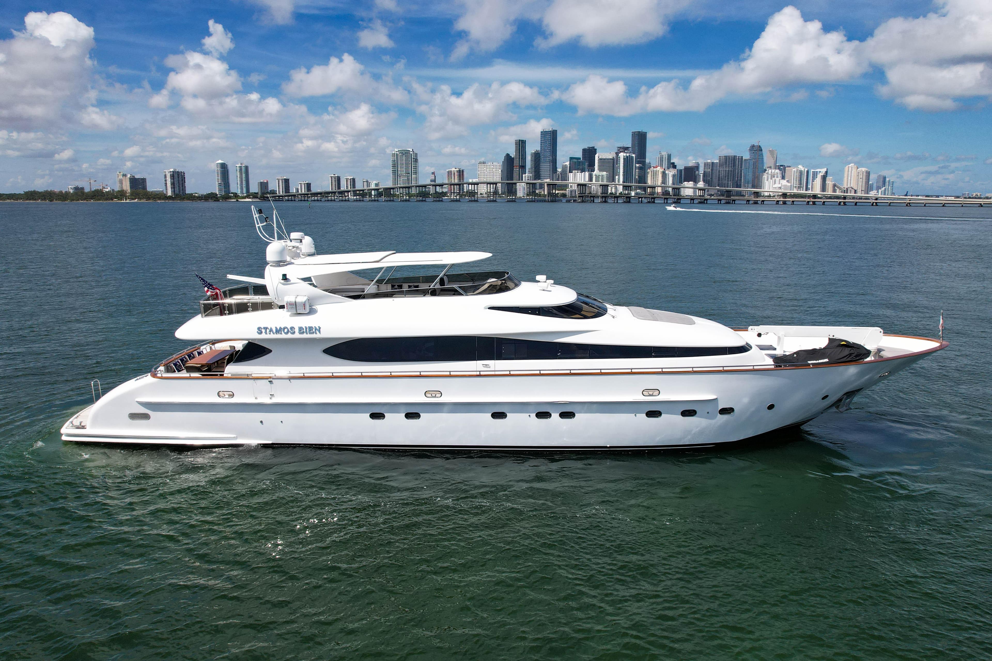 2001 Maiora 102 à vendre à Miami, Florida Motor Yacht 2
