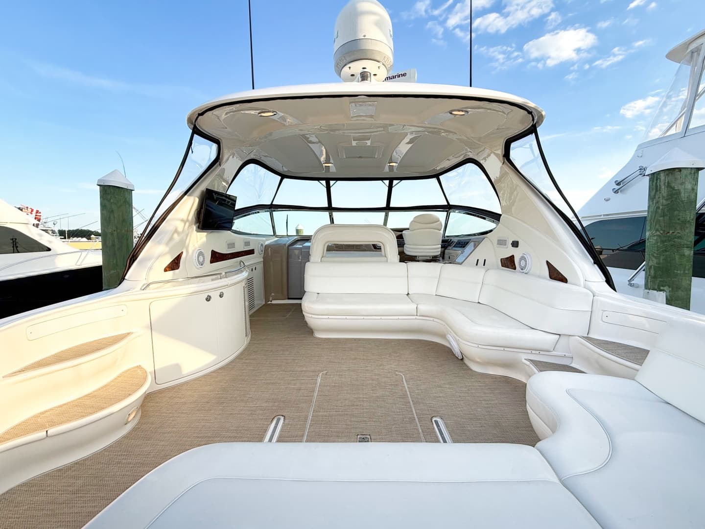 2003 Sea Ray 550 Sundancer for Sale in Brielle, New Jersey Express Cruiser 3