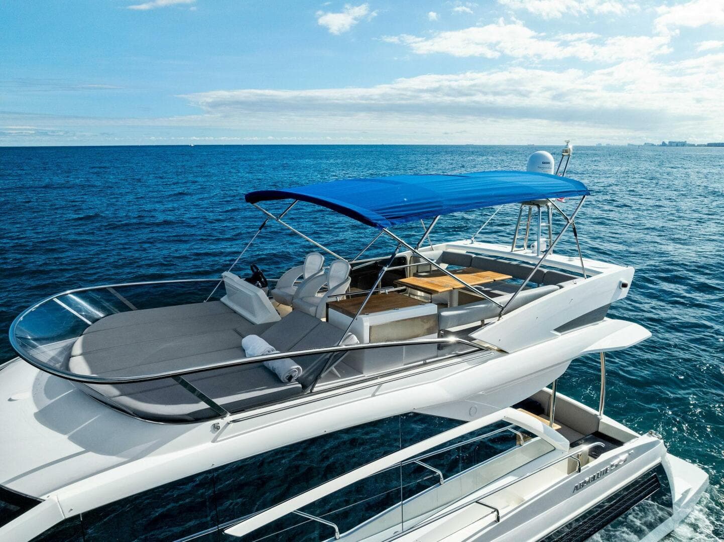 2013 Absolute 55 Fly a la venta en Fort Lauderdale, Florida Flybridge 4