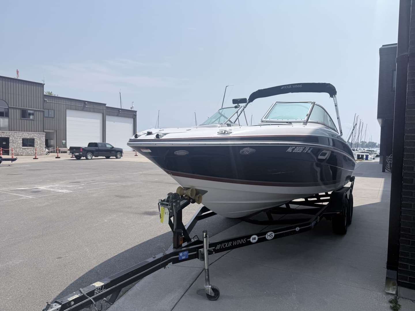 2007 Four Winns 240 Horizon zum Verkauf in Harbor Springs, Michigan Bowrider 3