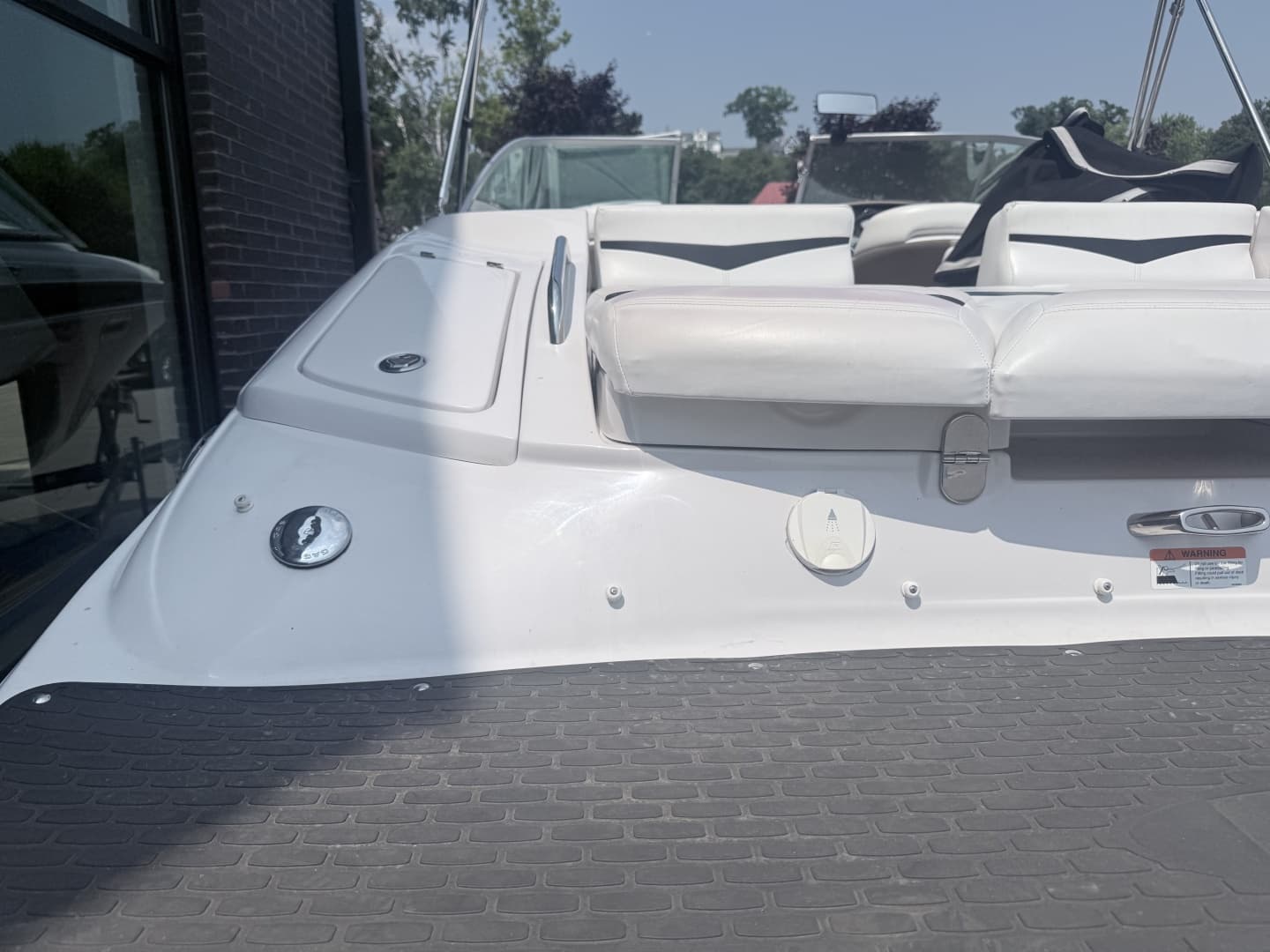 2007 Four Winns 240 Horizon zum Verkauf in Harbor Springs, Michigan Bowrider 5