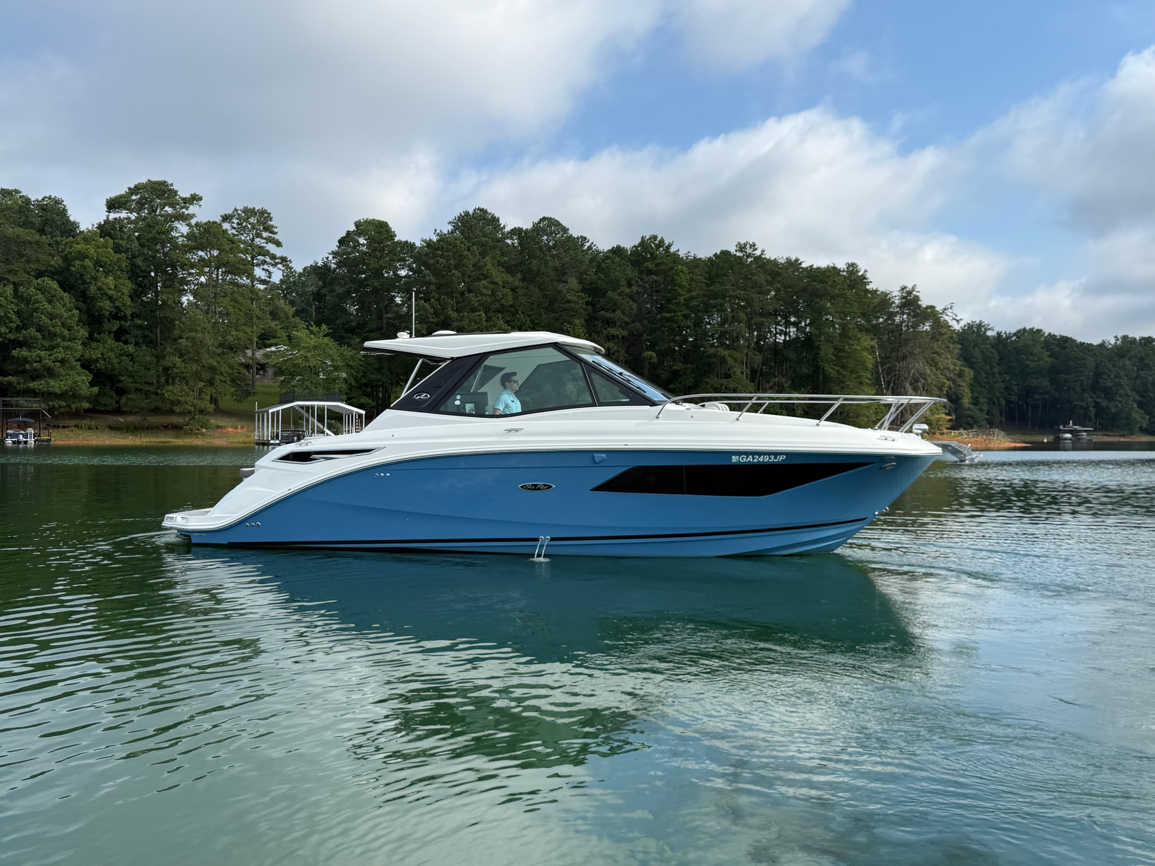 2024 Sea Ray Sundancer 320 in vendita a Cumming, GA Express Cruiser 3
