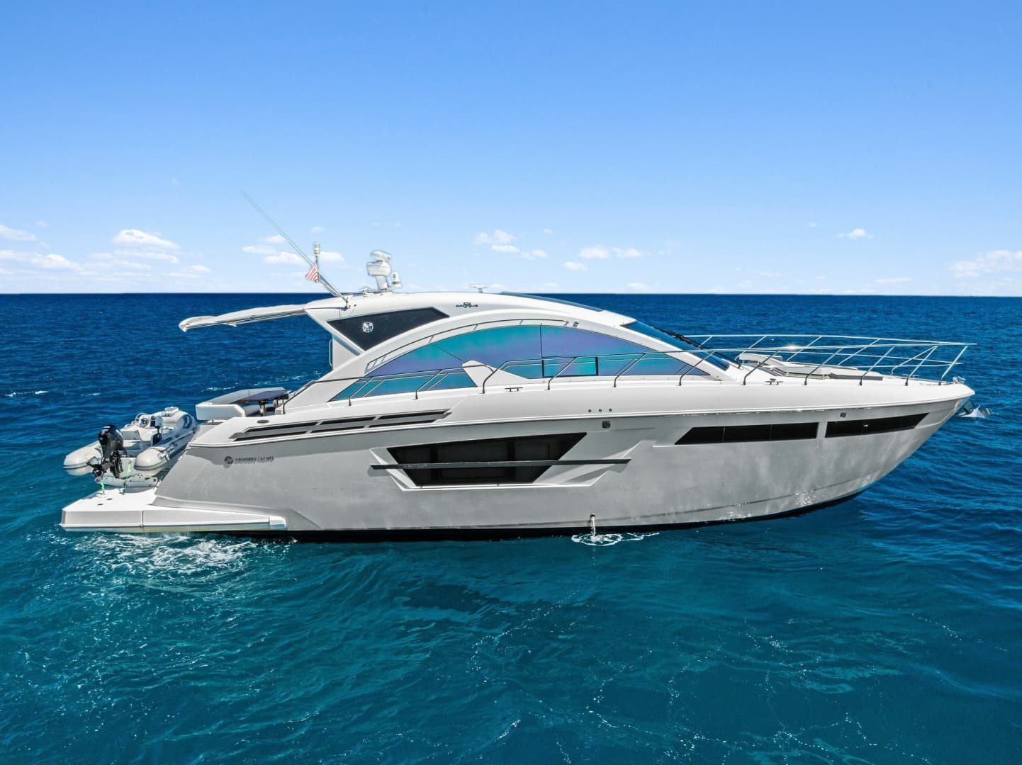 2019 Cruisers Yachts 54 Cantius in vendita a Fort Lauderdale, Florida Express Cruiser 3