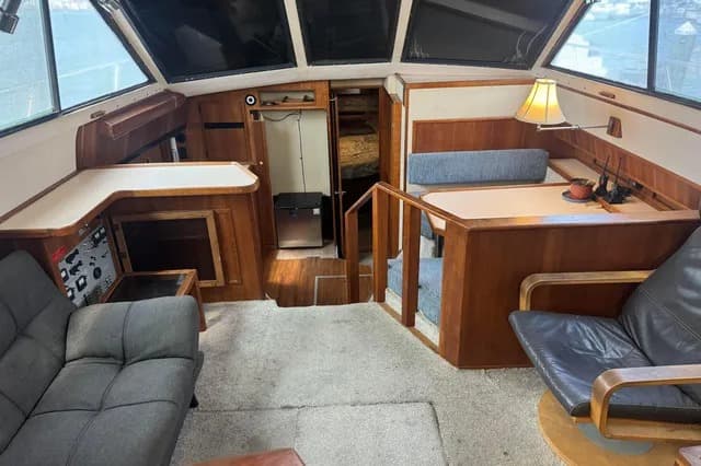 1989 Sea Ray 440 Aft Cabin zum Verkauf in Fort Pierce, Florida Aft Cabin 3