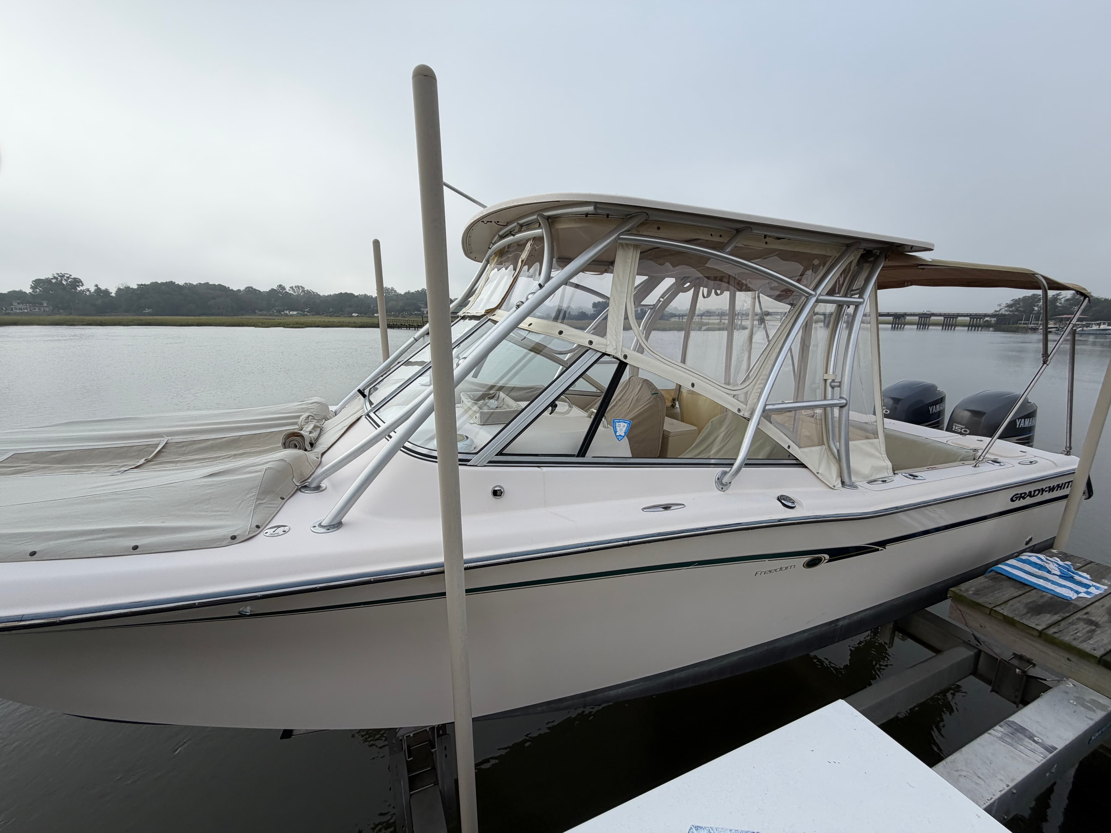 2011 Grady-White Boats Freedom 275 for Sale in Charleston, SC Bowrider 5