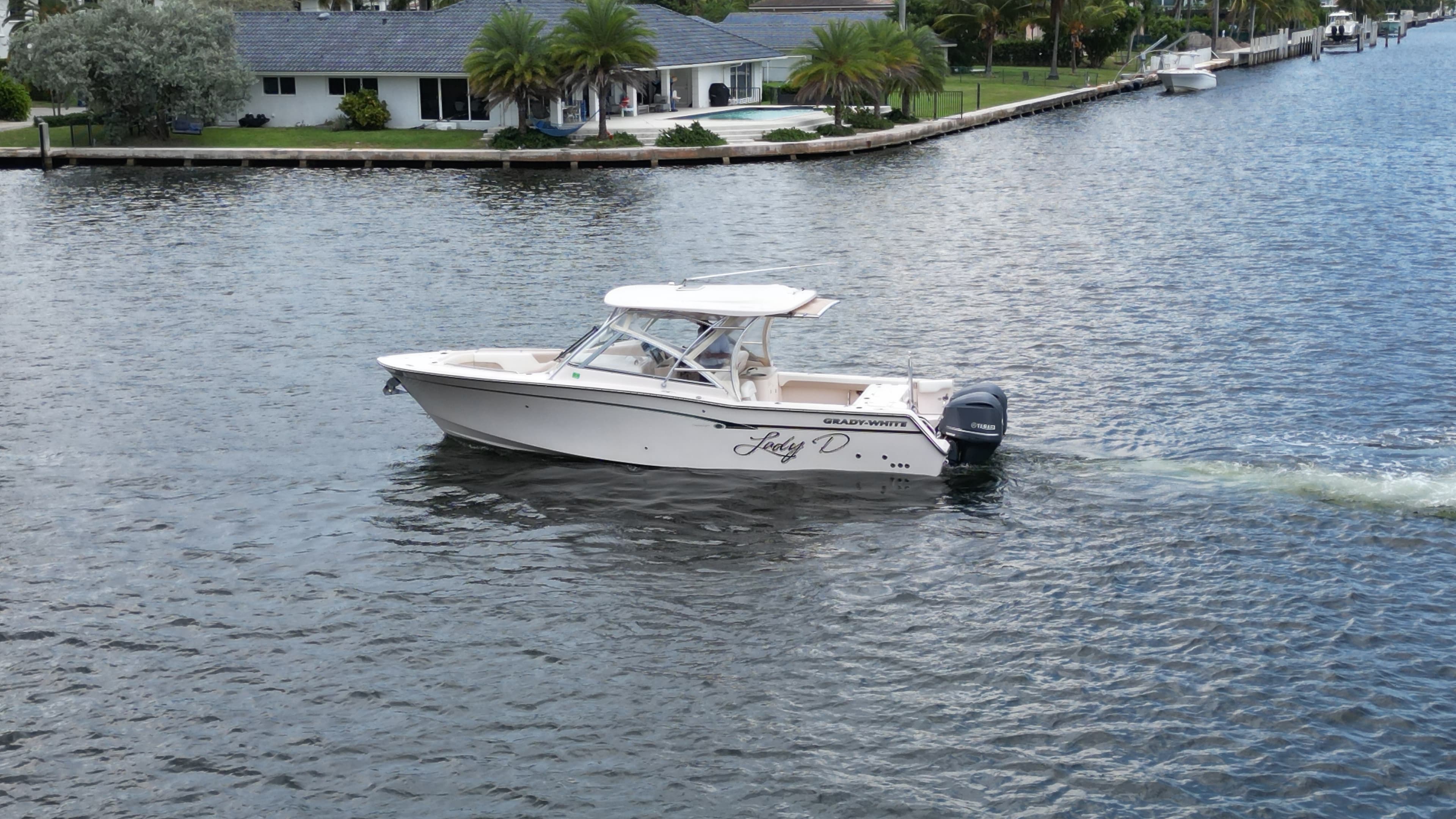 2014 Grady-White Boats Freedom 307 for Sale in Miami, FL Bowrider