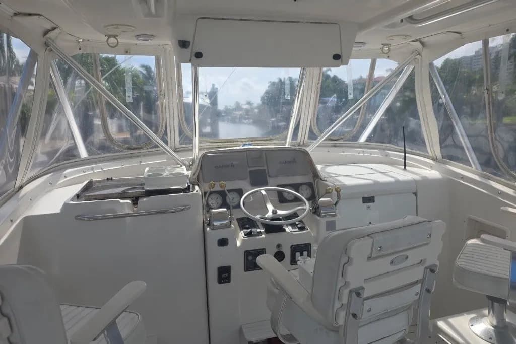 2001 Pursuit 3000 Offshore zum Verkauf in Pompano Beach, Florida Motor Yacht 3