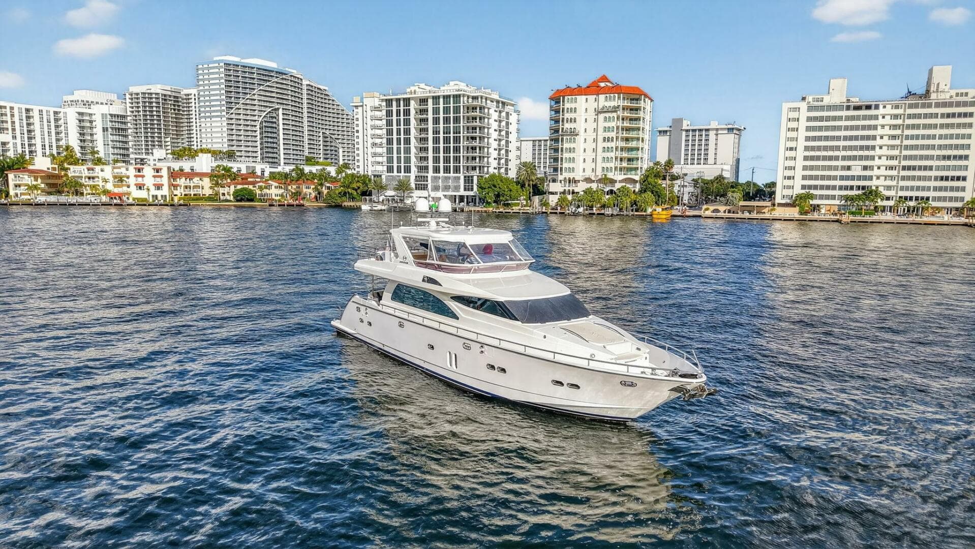 2009 Horizon 76 for Sale in Fort Lauderdale, Florida Motor Yacht 3