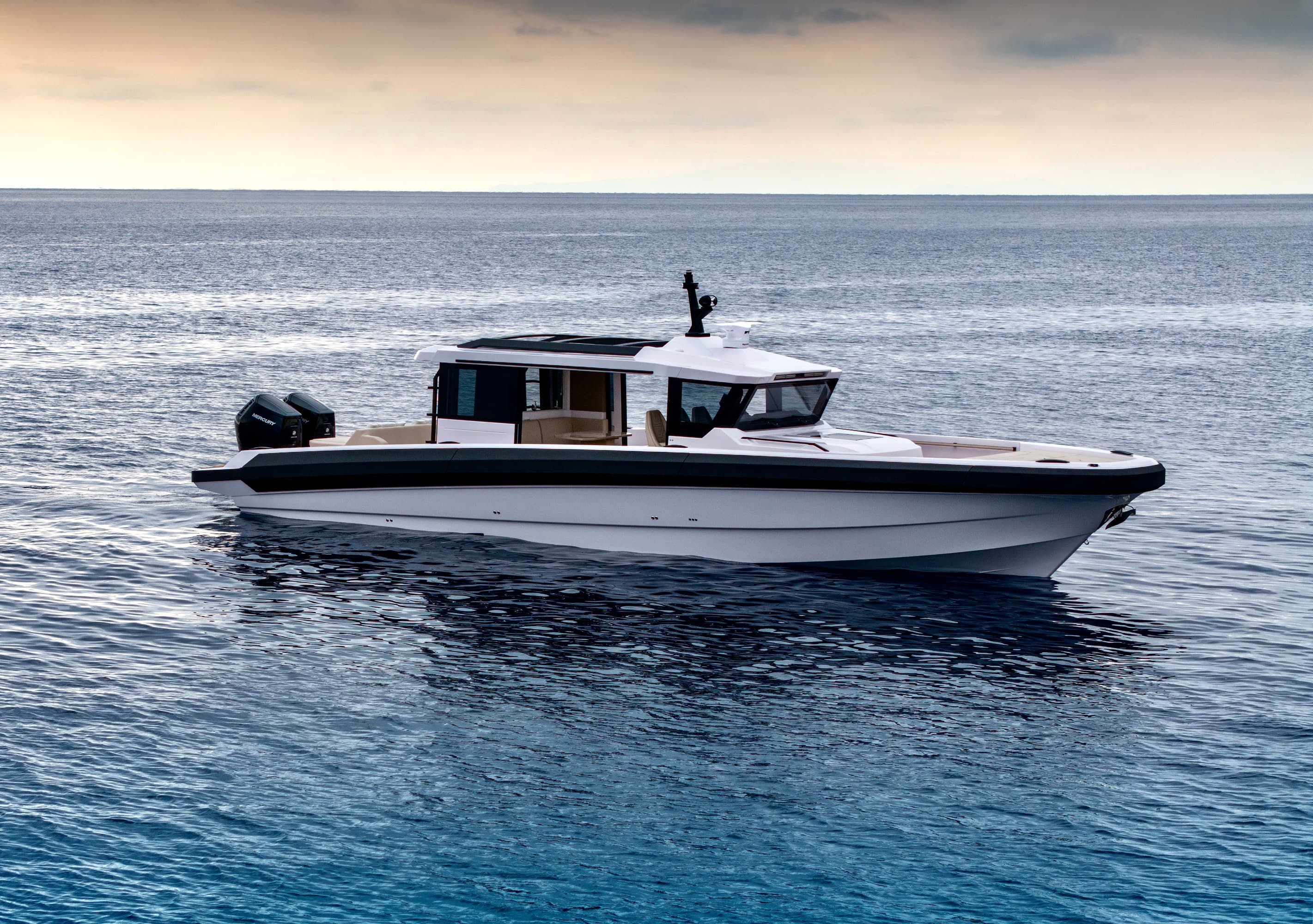 2027 Technohull XPD 46 ausgestellt in Miami Beach, Florida High Performance 5